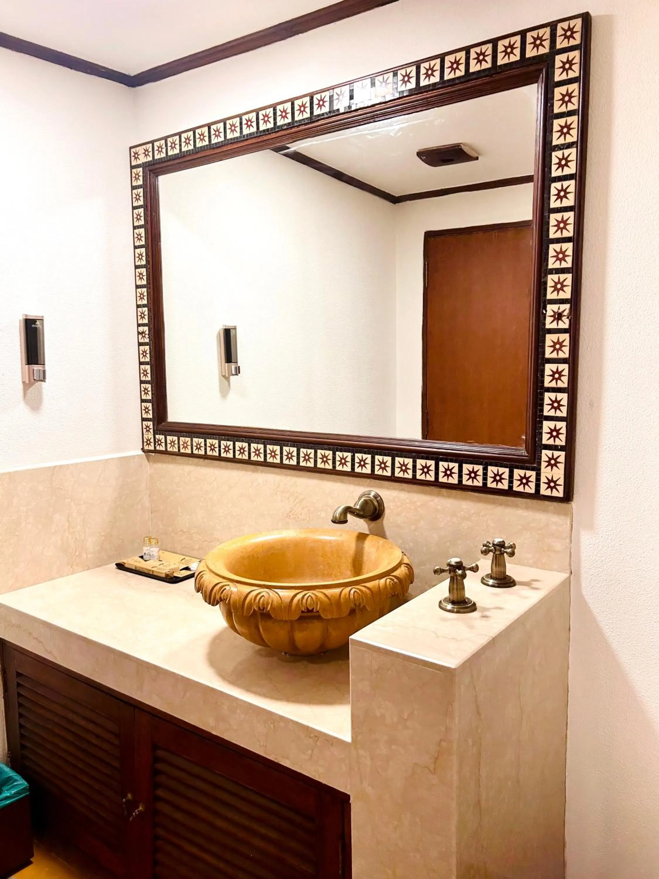 The Kaptain's Retreat