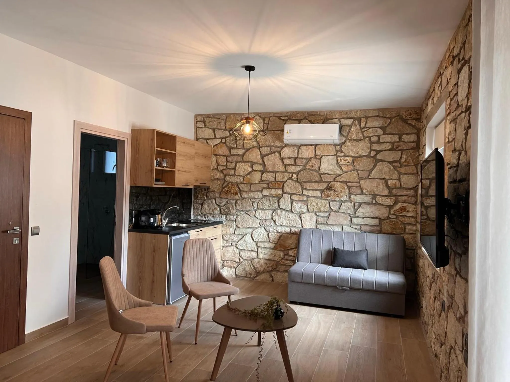 Michelangelo suites and apartments