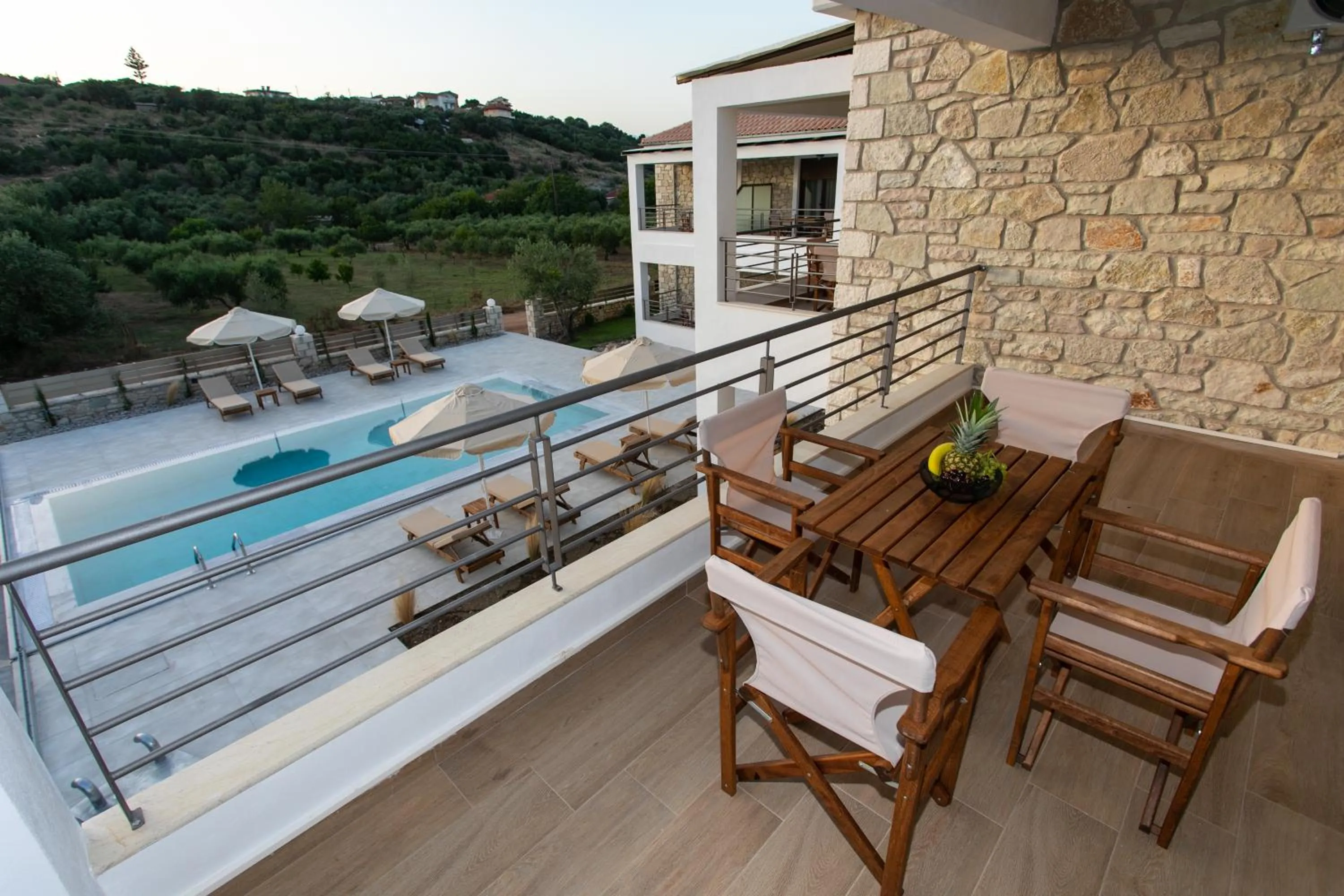 Michelangelo suites and apartments