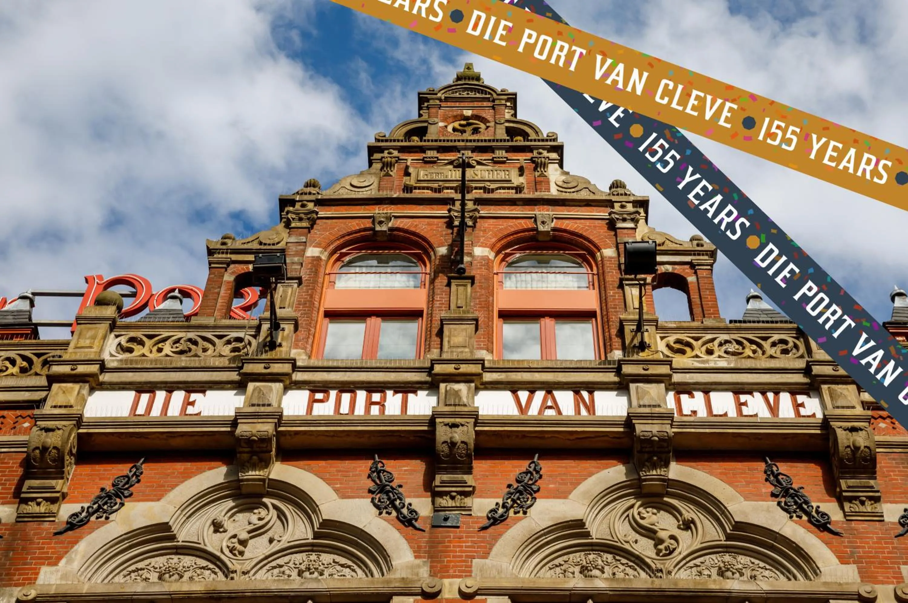 Property building in Hotel Die Port van Cleve