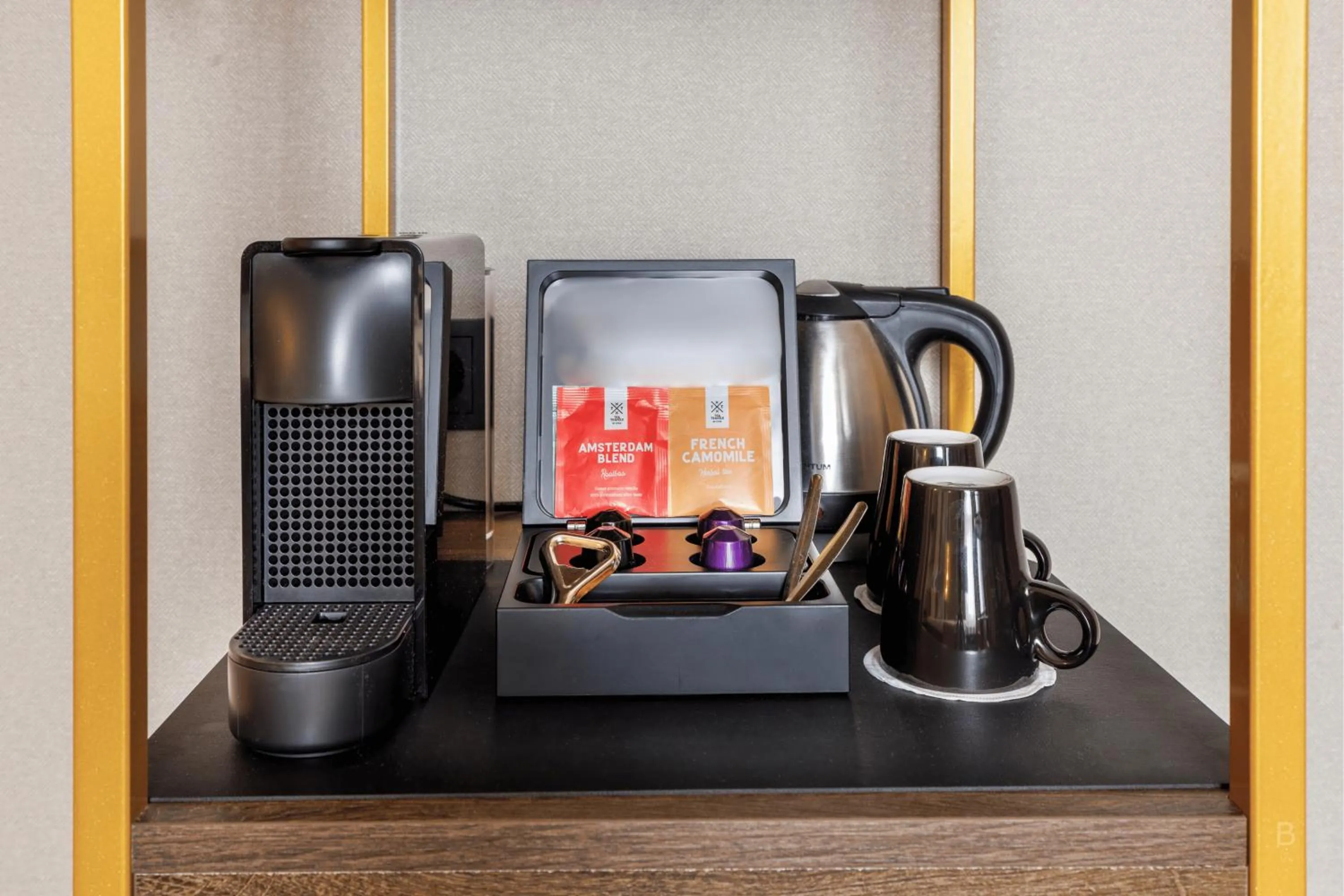 Coffee/tea facilities in Hotel Die Port van Cleve