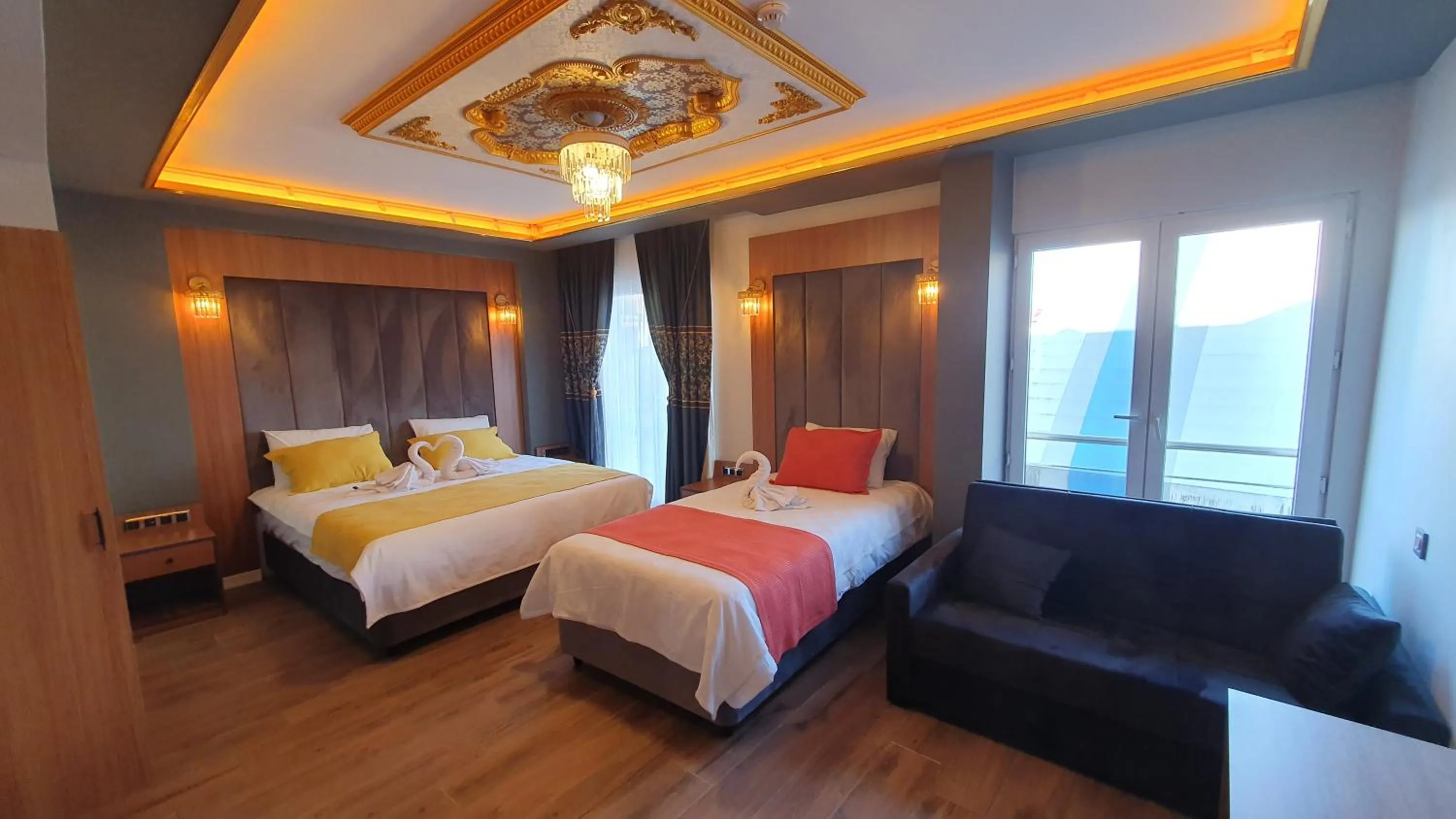 Photo of the whole room, Bed in Dimora Gold Hotel