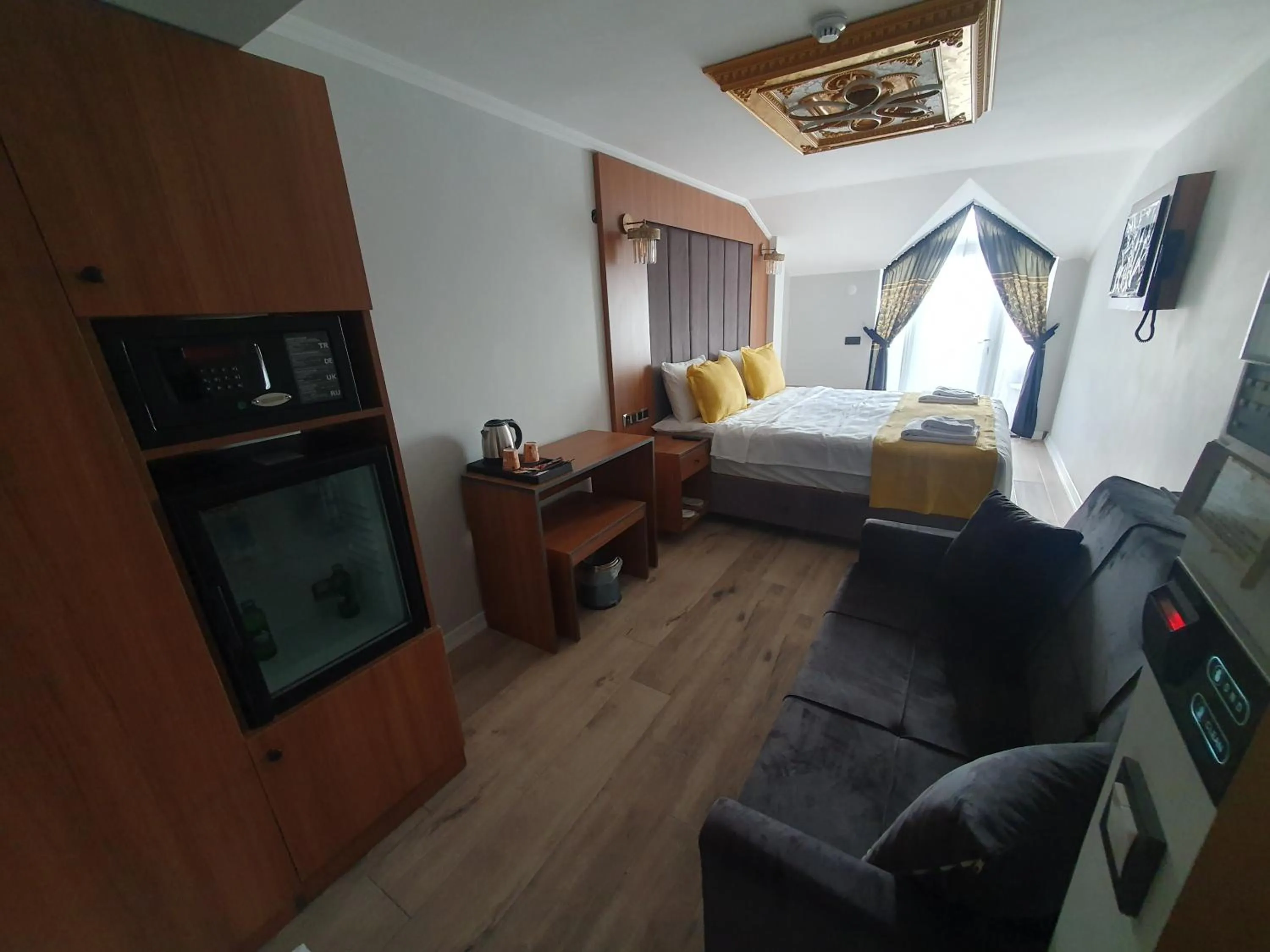 Photo of the whole room, Bed in Dimora Gold Hotel