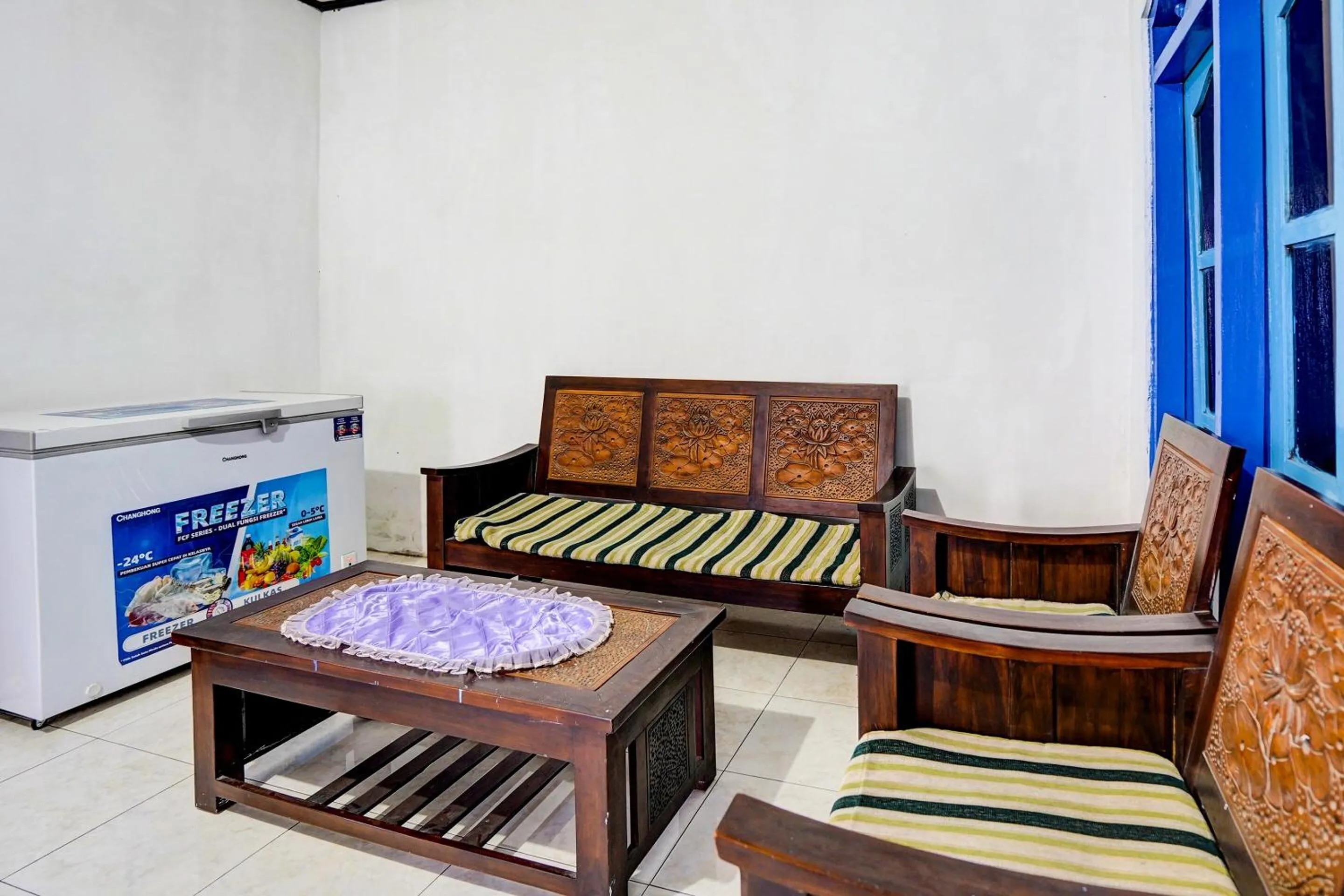 Lobby or reception in Hotel O Umi Homestay Syariah