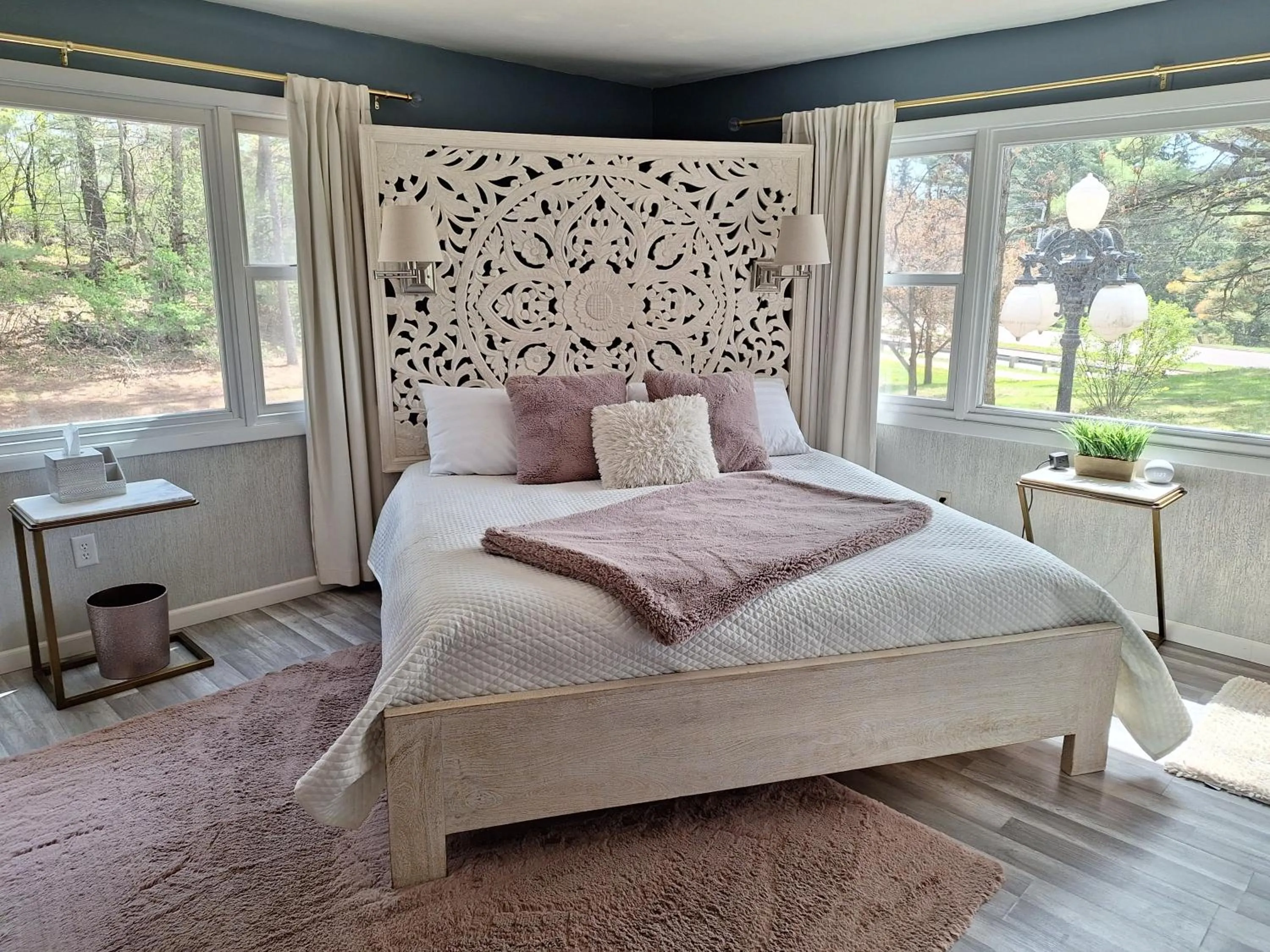 Bed in Otter Creek Eau Claire Altoona