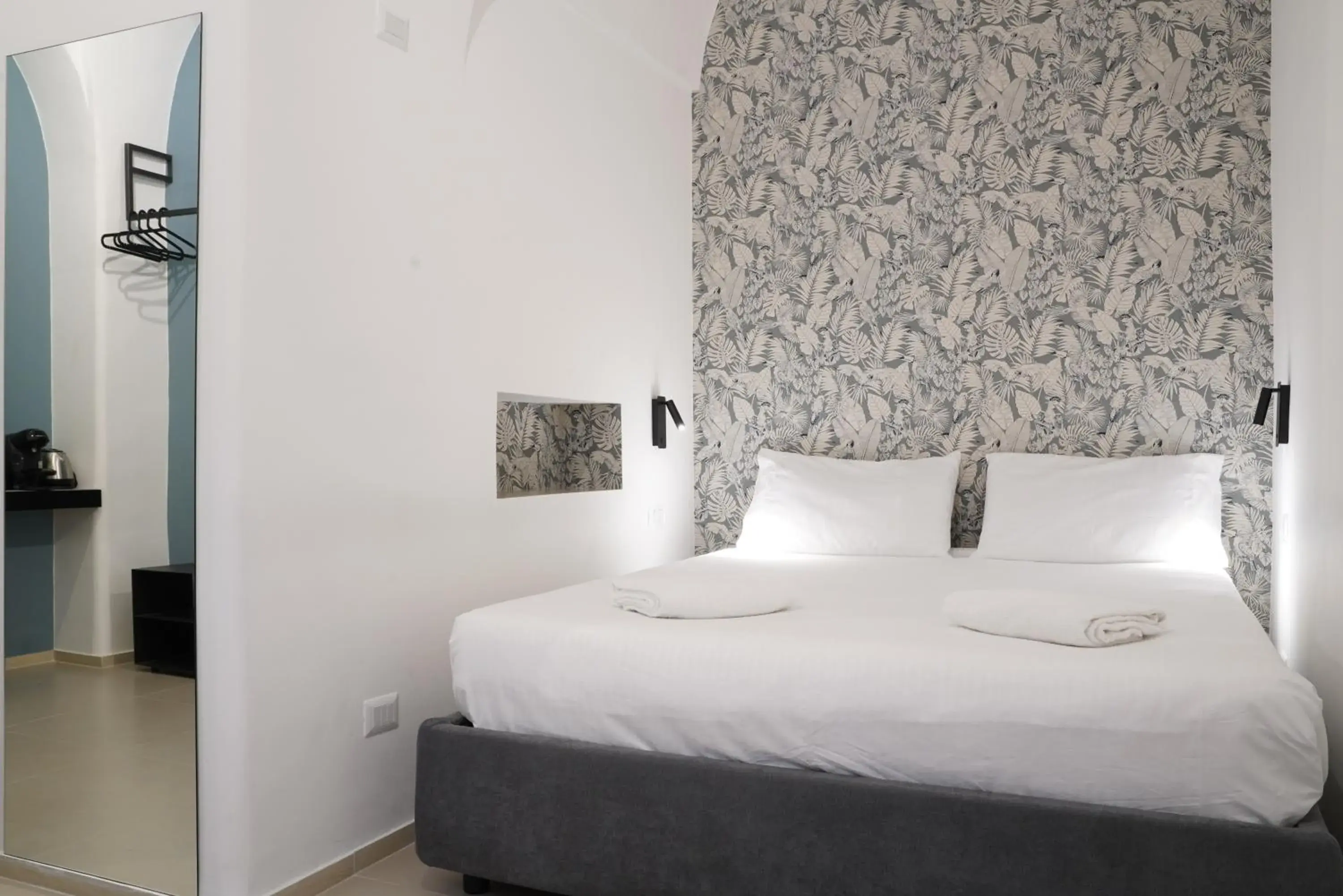 Double Room with Private Bathroom in La Regina del Duomo Catania Centro Double Room with Private Bathroom in La Regina del Duomo Catania Centro