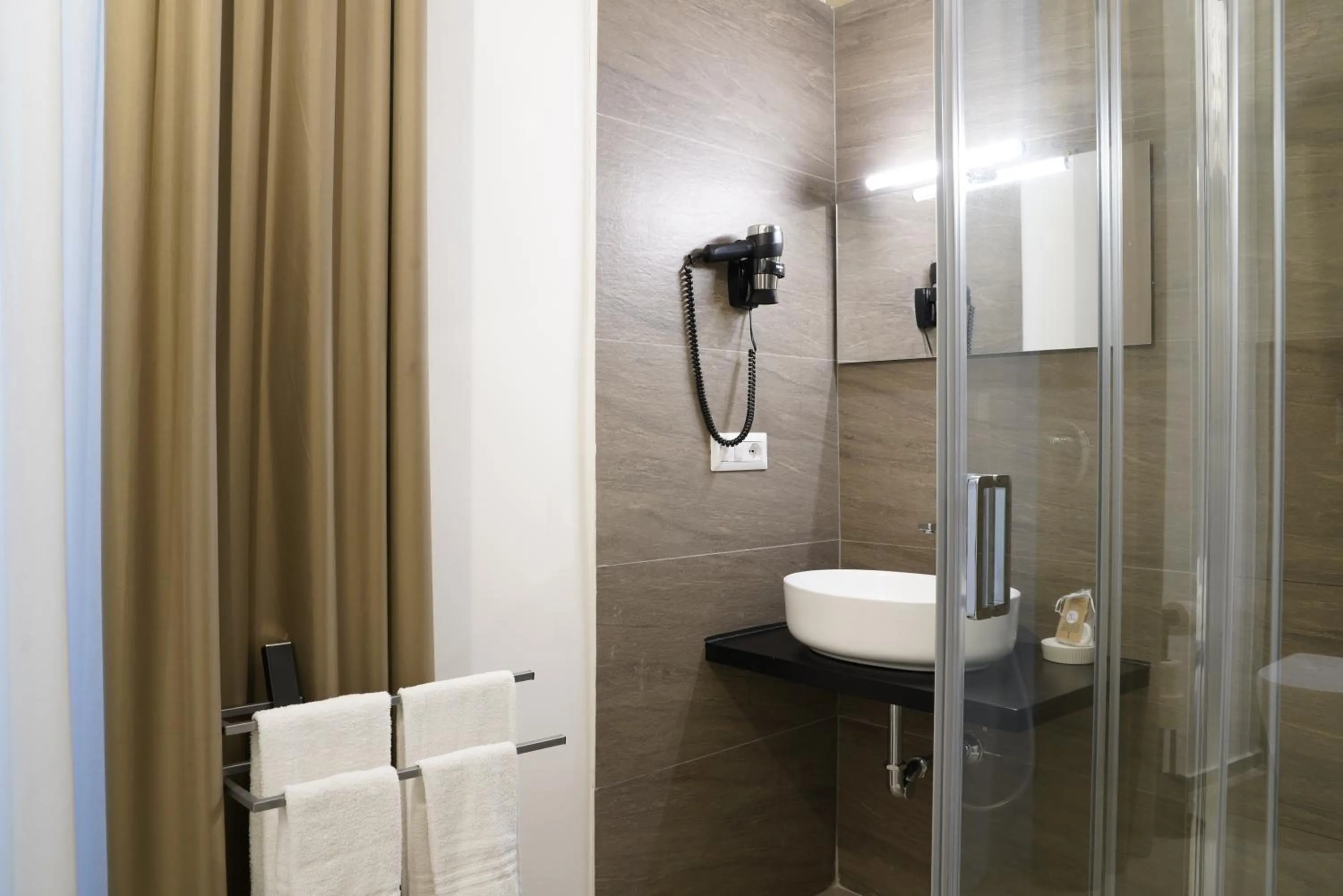 Bathroom in La Regina del Duomo Catania Centro