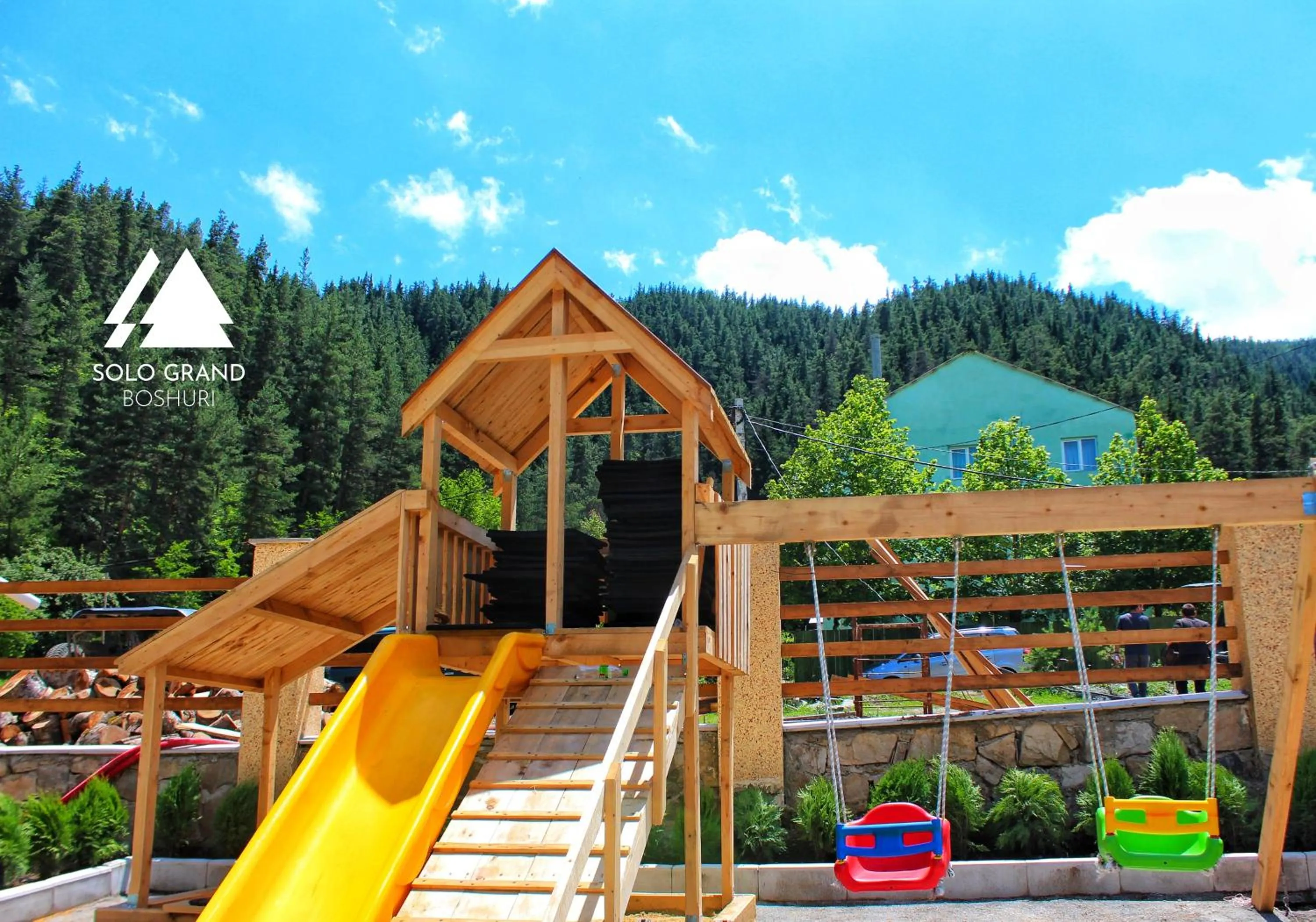 Children play ground in Solo Grand Boshuri Hotel Wellness Resort