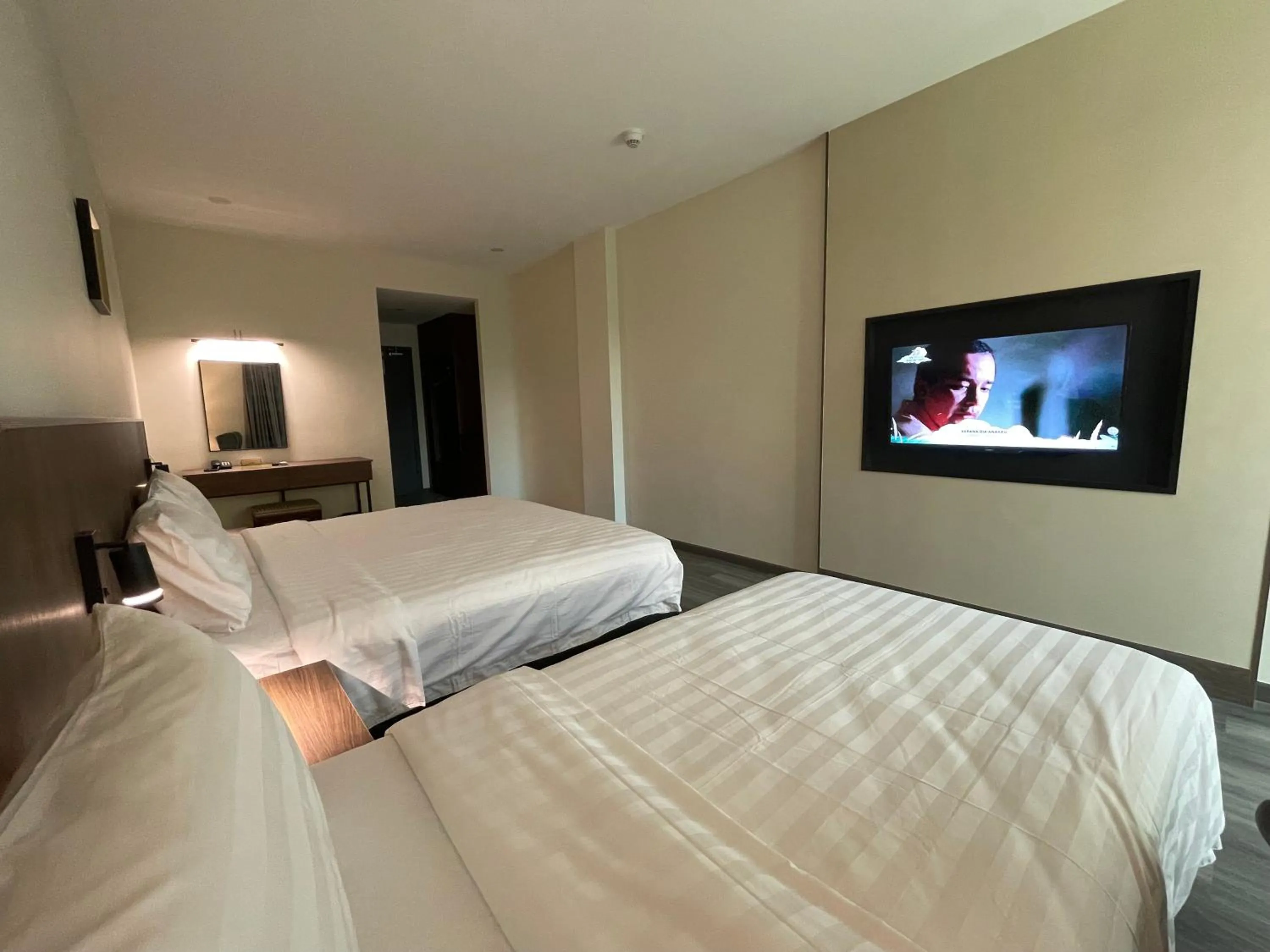 Bedroom, Bed in Hotel Bundusan