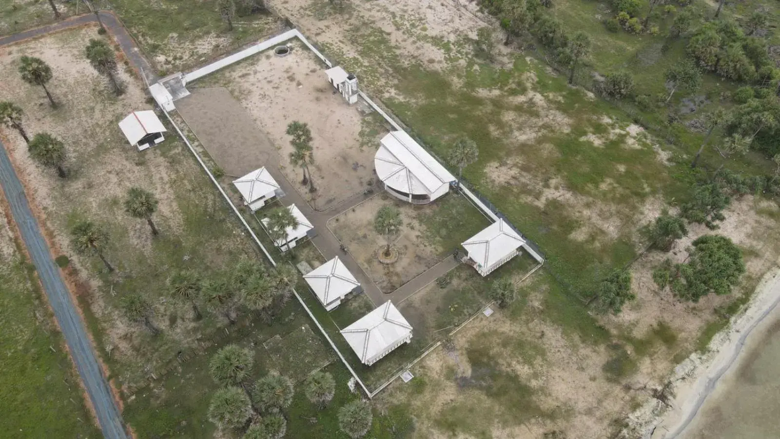 Bungalow - Beach Front in Palm Beach Resort Ceylon Bungalow - Beach Front in Palm Beach Resort Ceylon