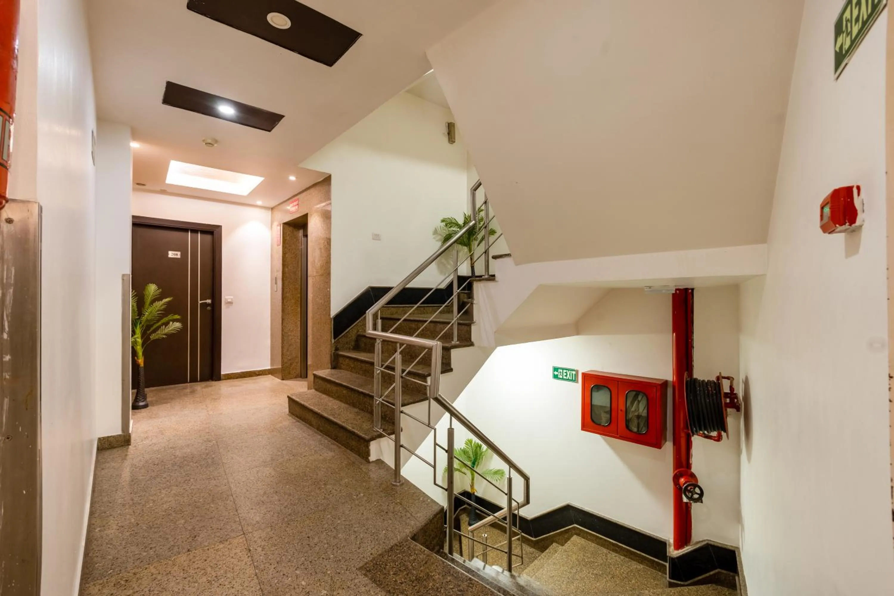 Facade/entrance in Hotel Emporio Near New Delhi Railway Station - Paharganj