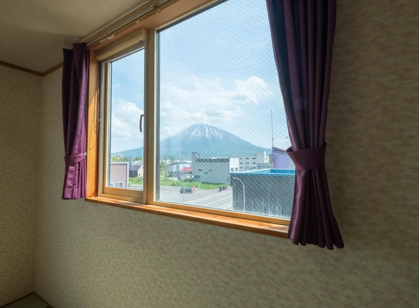 Natural landscape in Ezo Fujiya Niseko House