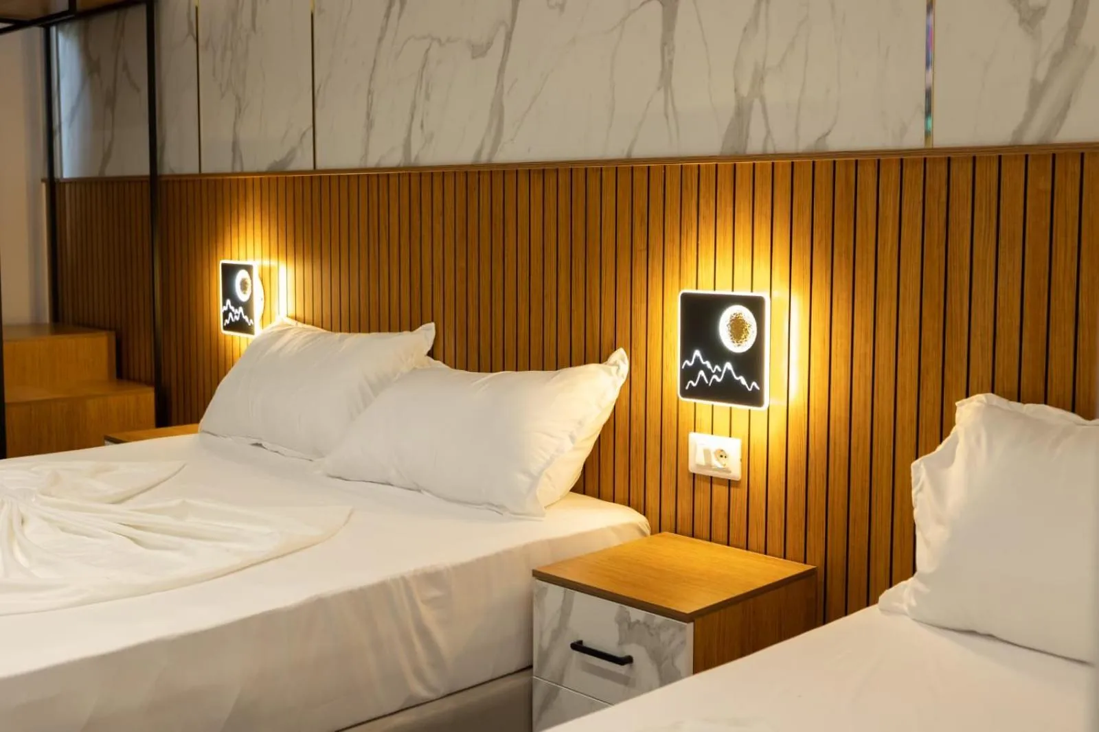 Photo of the whole room in Aglon Twin's Hotel