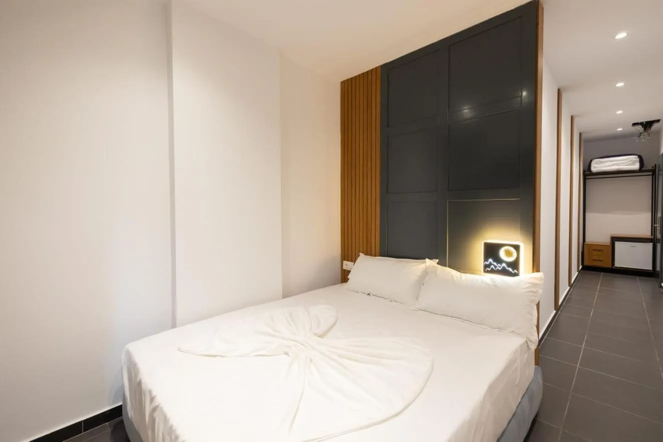 Photo of the whole room in Aglon Twin's Hotel