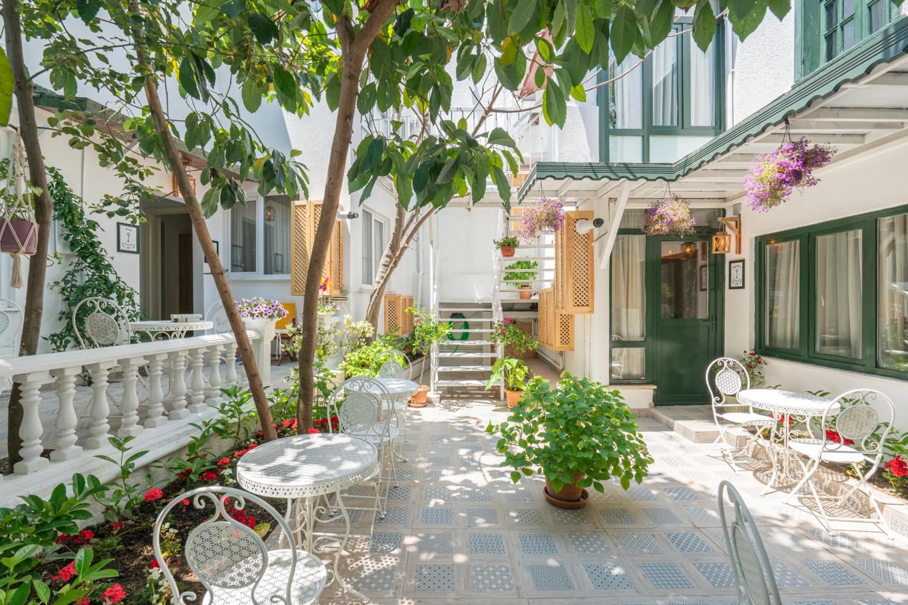 Garden in Aya Butik Otel