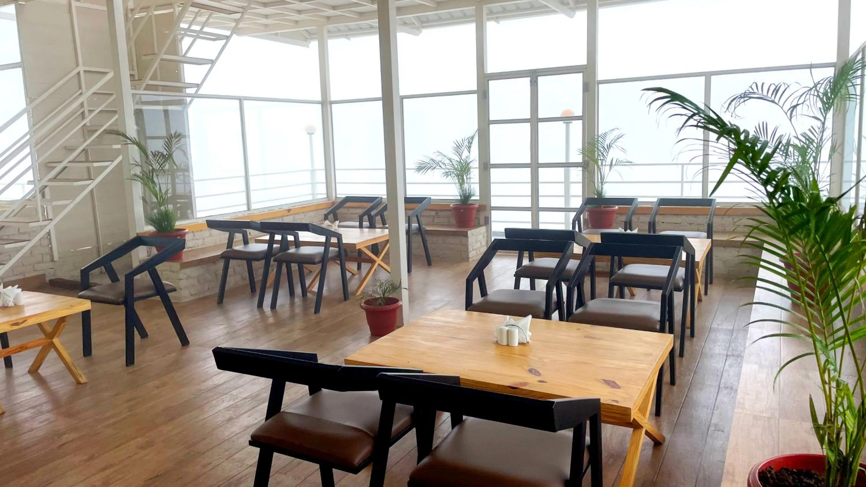 Restaurant/places to eat in Onehouse Resort Lansdowne