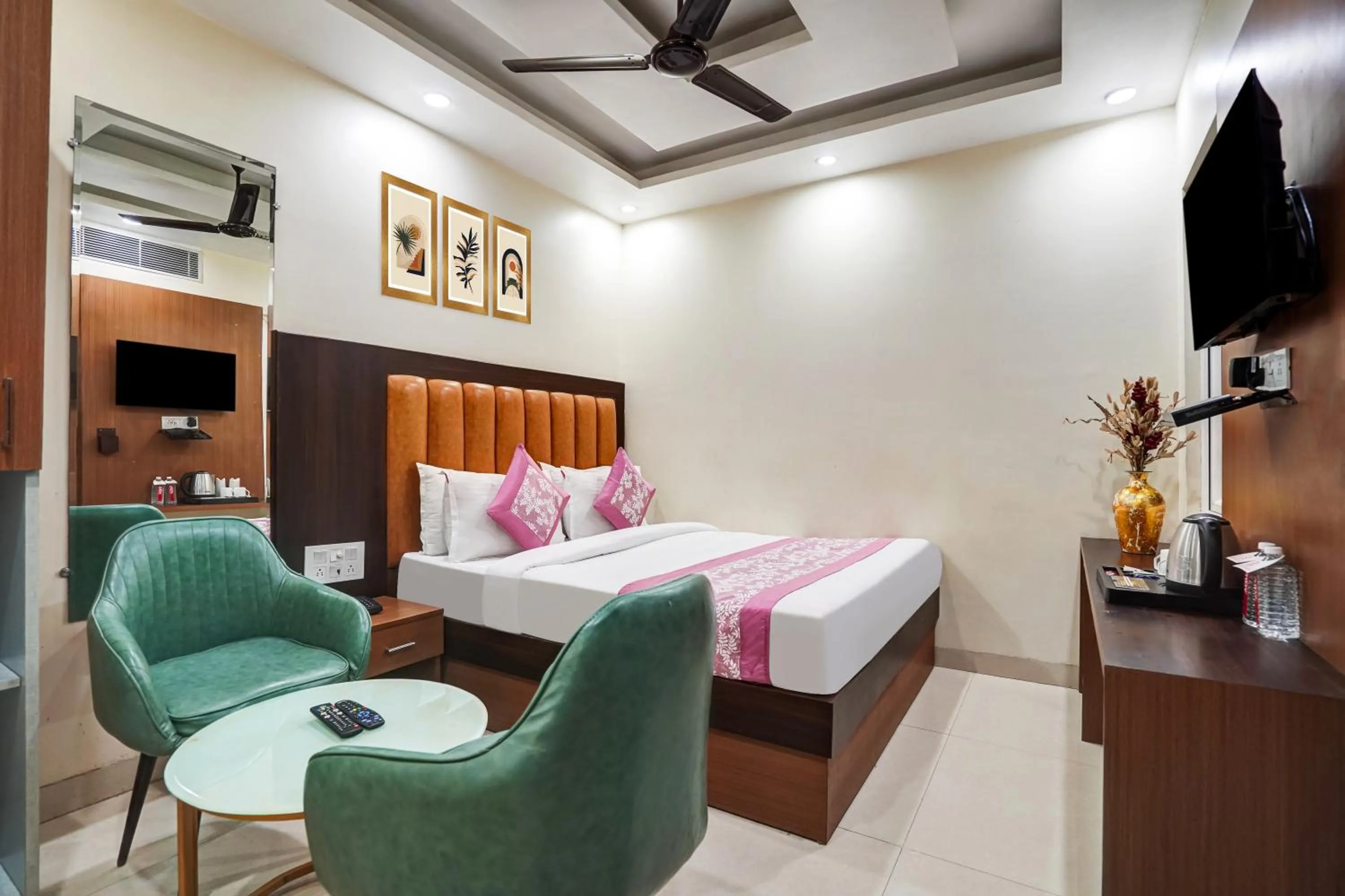 Photo of the whole room, Bed in Hotel Royal Rosette Near New Delhi Railway Station - Connaught Place and VFS