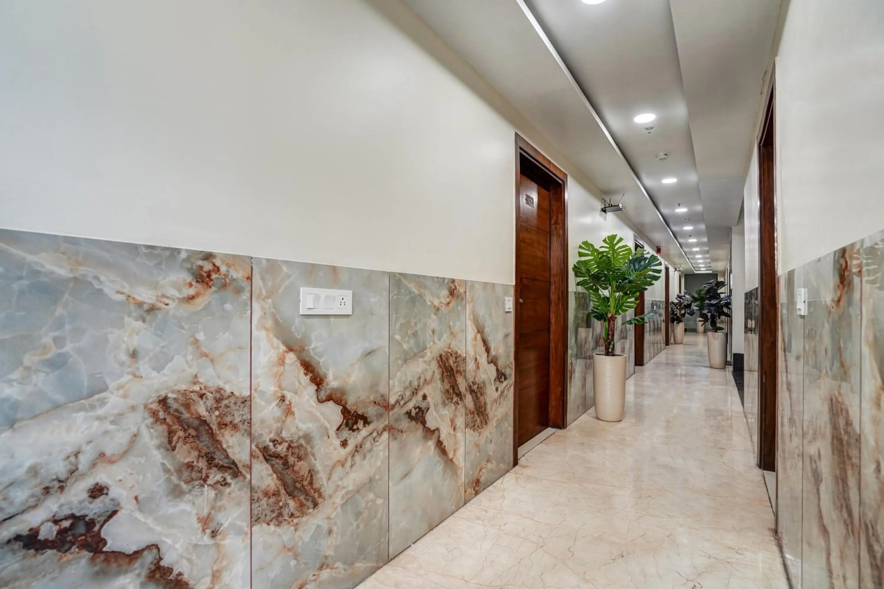 Property building in Hotel Royal Rosette Near New Delhi Railway Station - Connaught Place and VFS