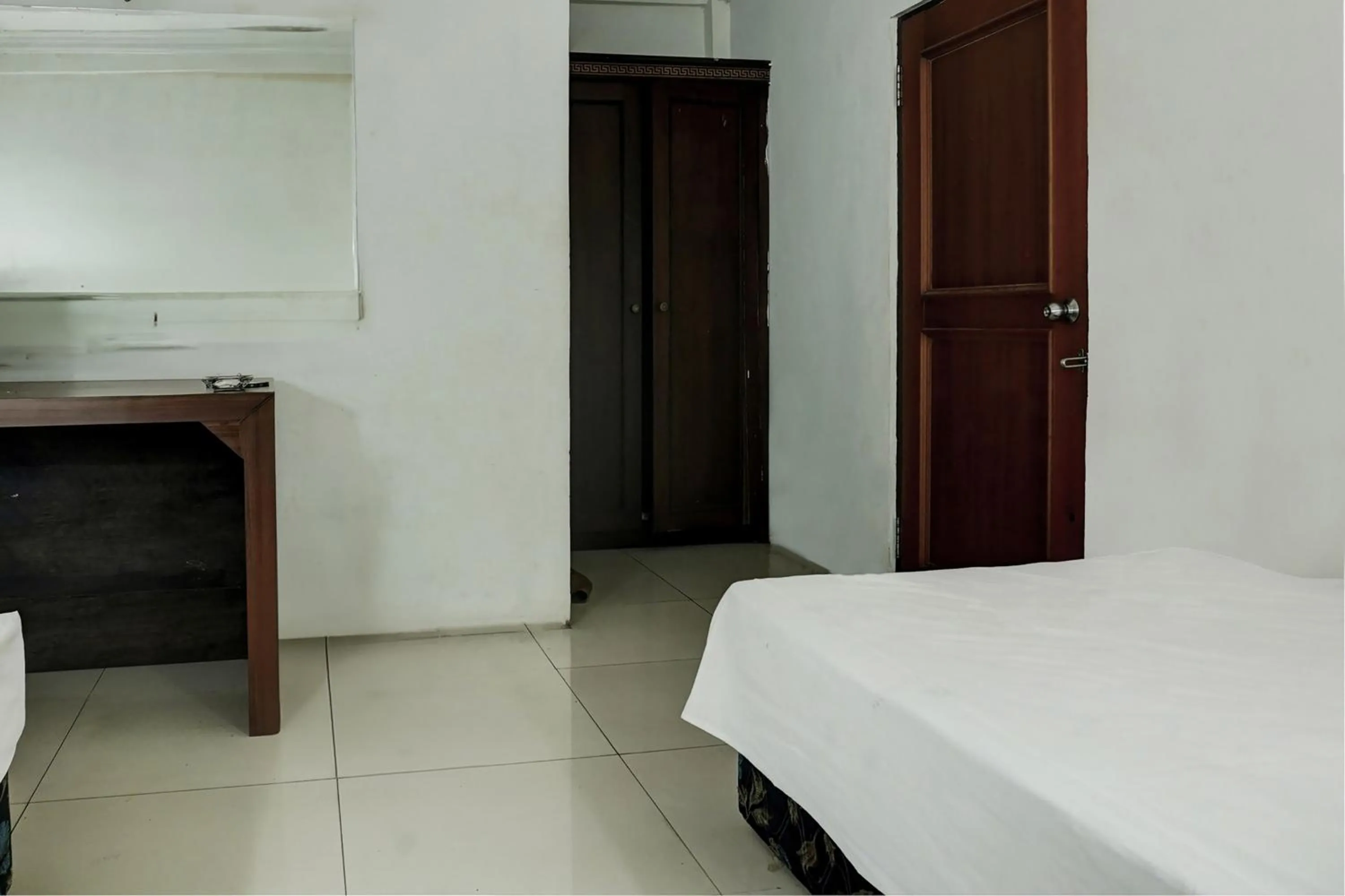 Bedroom, Bed in Hotel O Wisma Padi Syariah PanyipatanNearWisata Gunung Birah