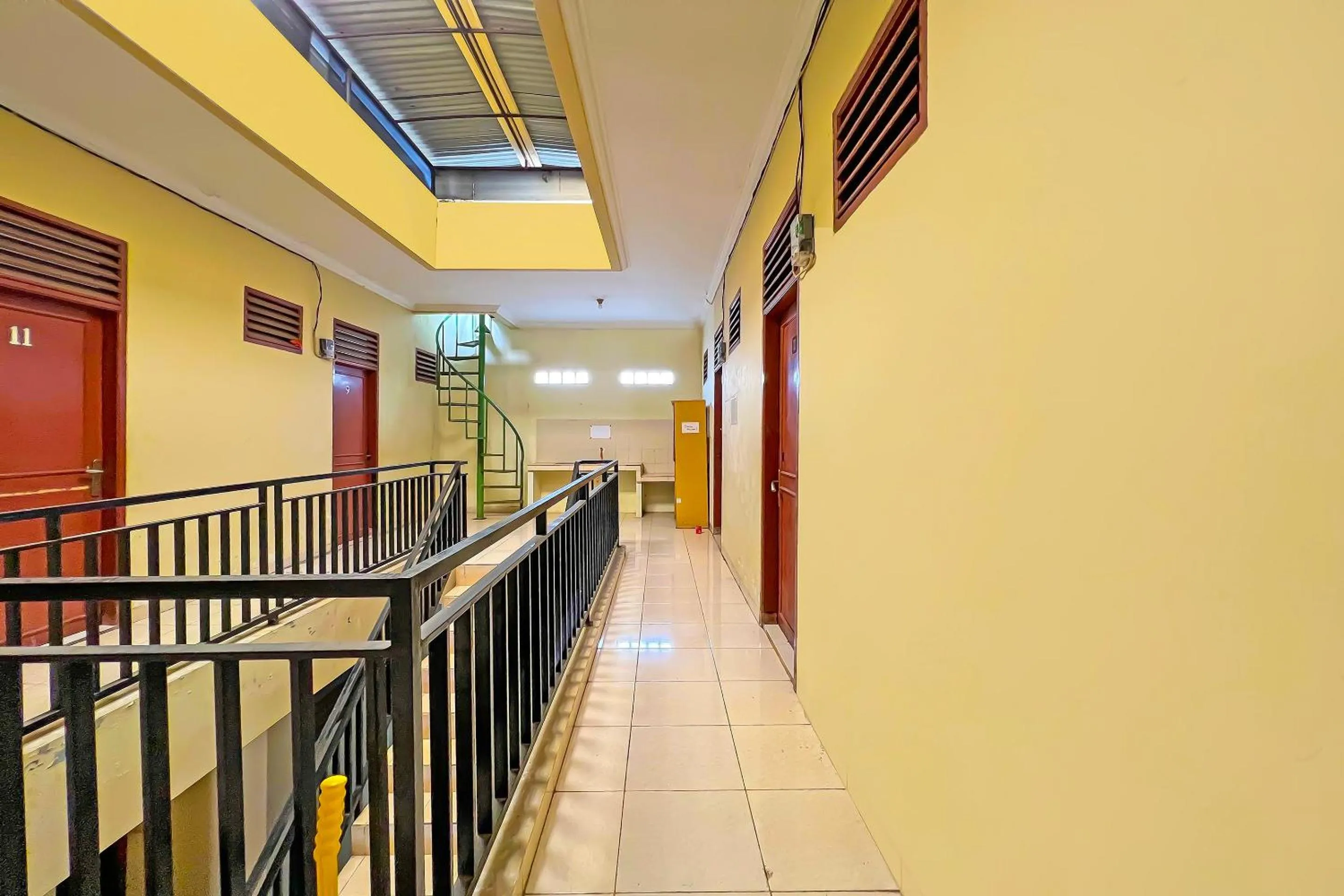 Lobby or reception in Hotel O Oma Homestay