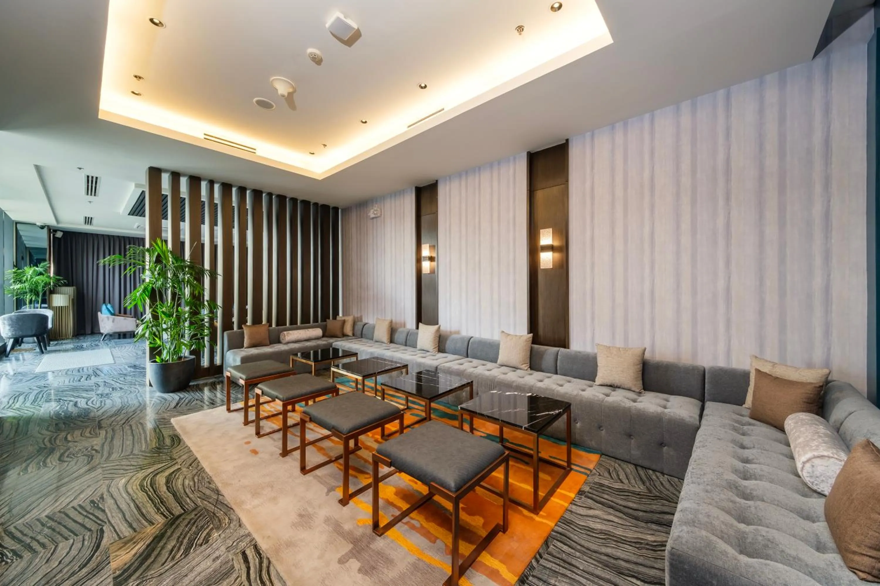 Restaurant/places to eat in Seda Manila Bay near Ayala Malls