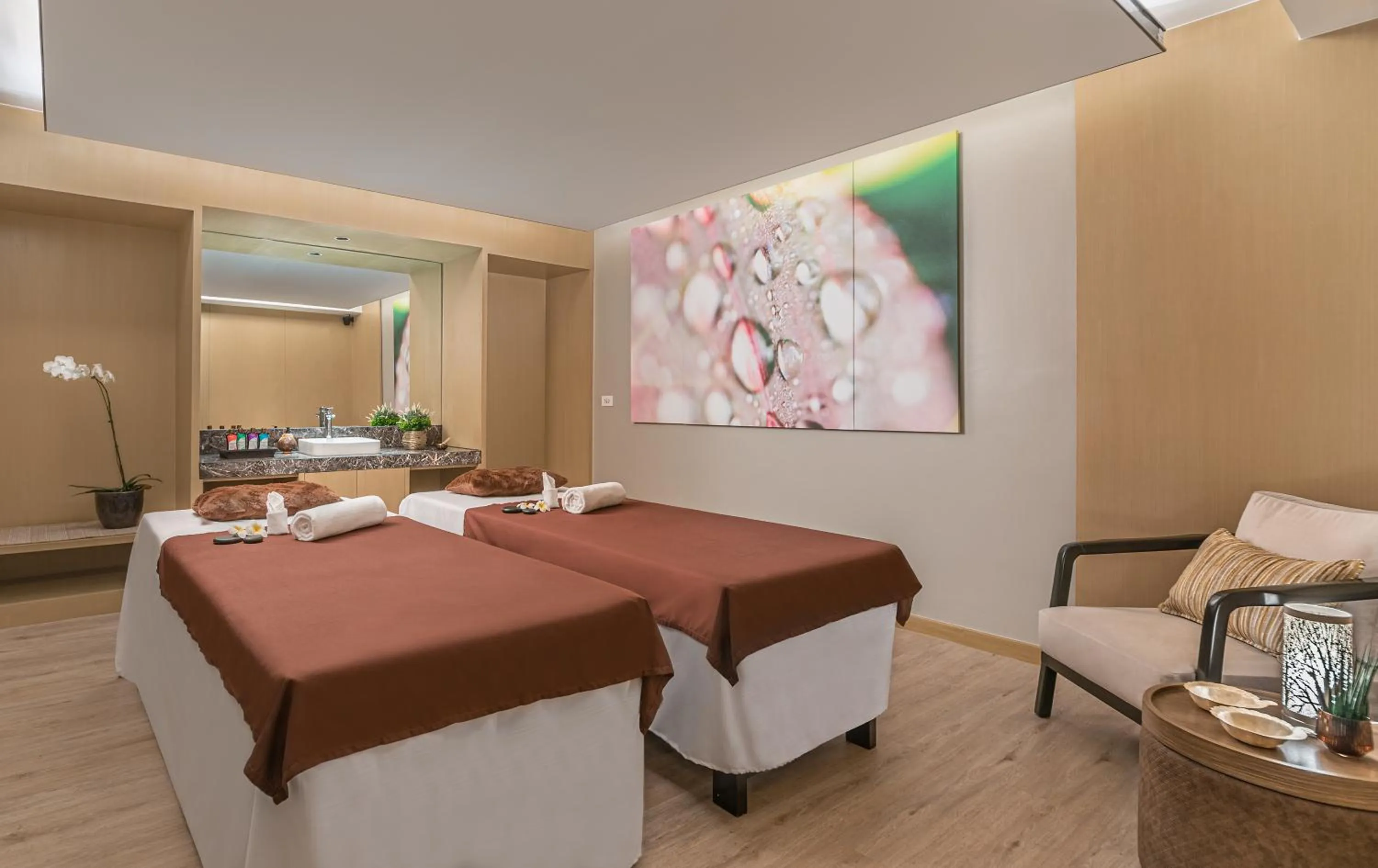 Spa and wellness centre/facilities in Seda Manila Bay near Ayala Malls