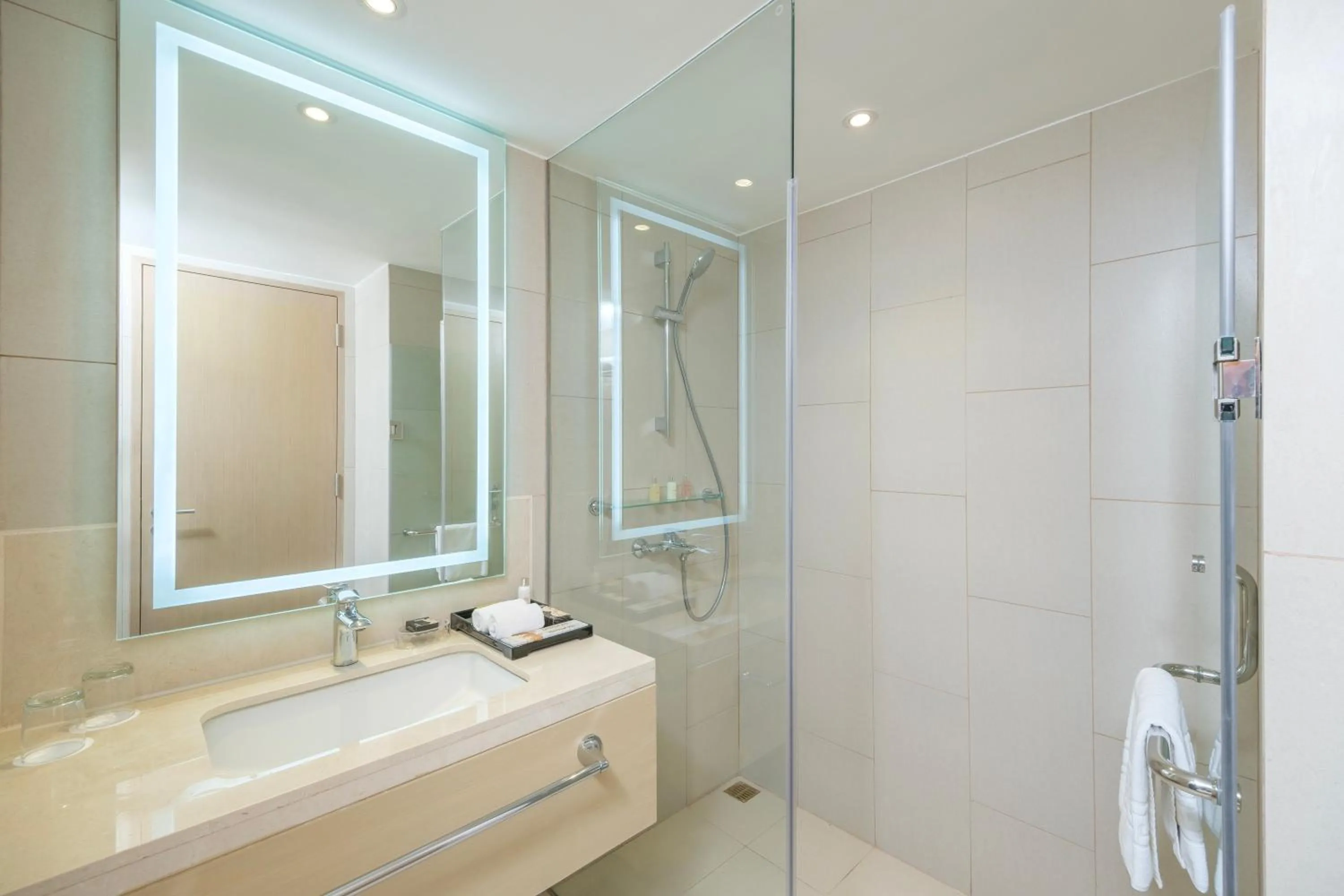 Bathroom in Seda Manila Bay near Ayala Malls