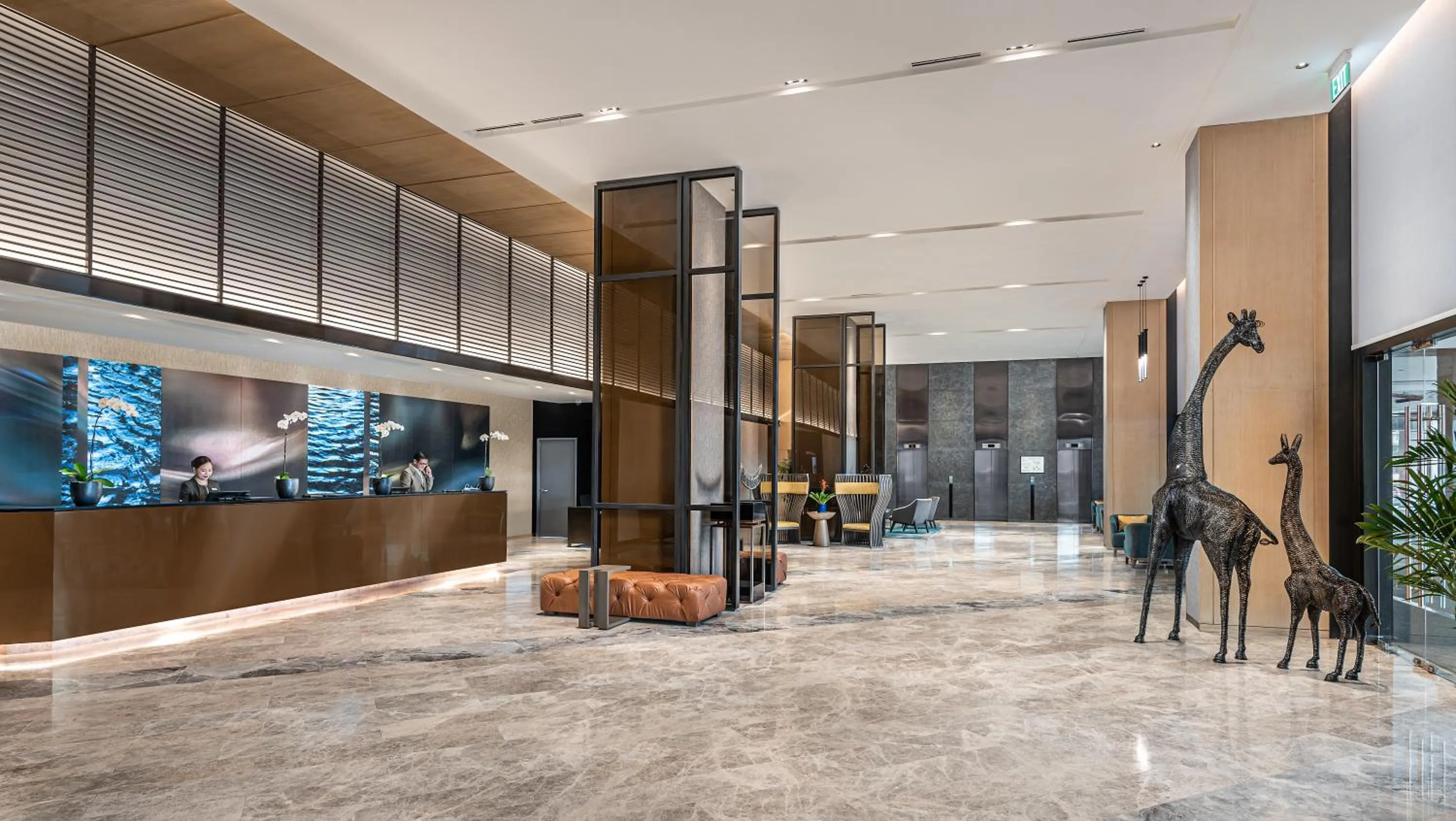 Lobby or reception in Seda Manila Bay near Ayala Malls