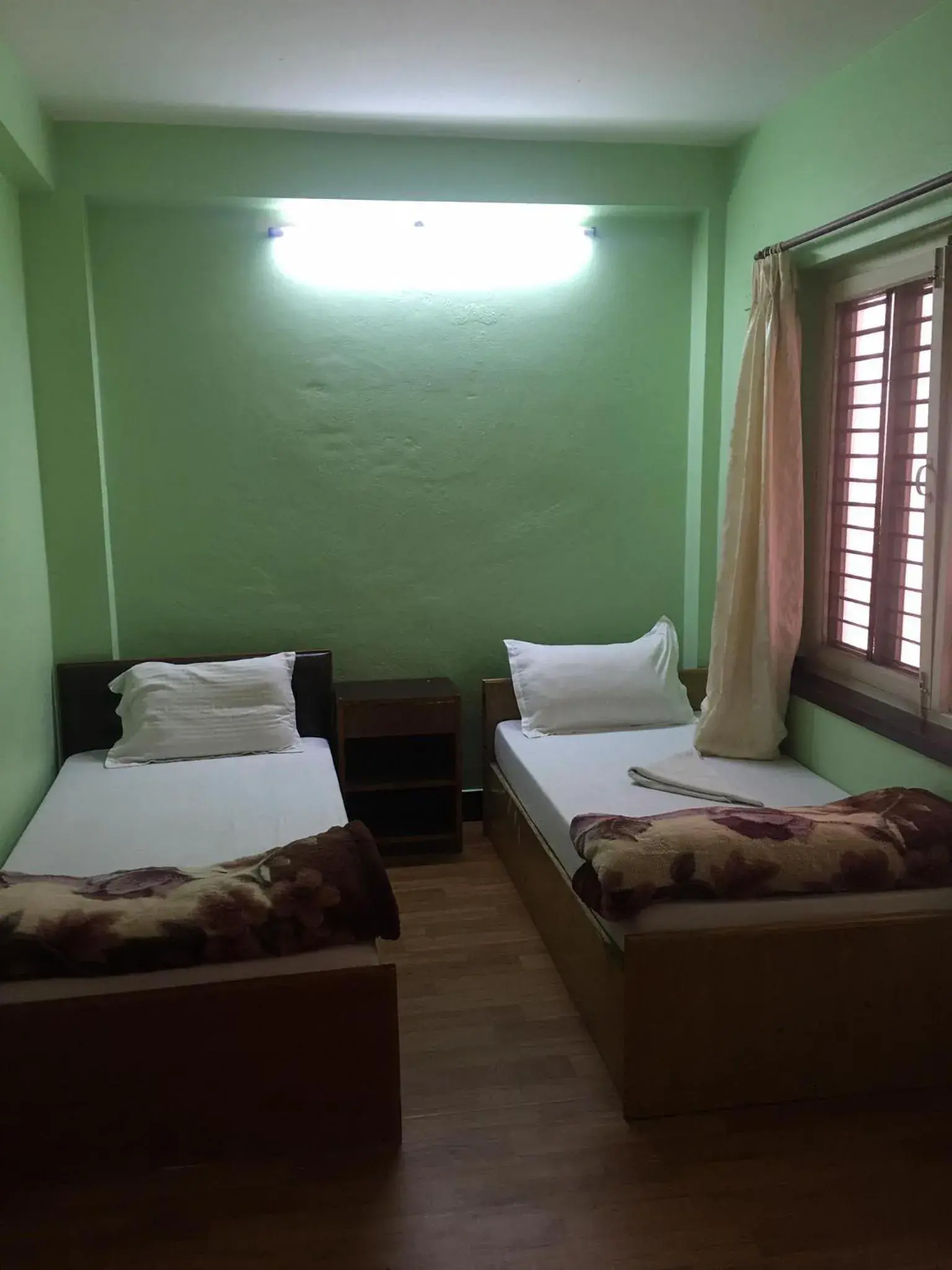 Single Room with Shared Bathroom - single occupancy in Hotel Sweet Dreams thamel kathmandu Single Room with Shared Bathroom - single occupancy in Hotel Sweet Dreams thamel kathmandu