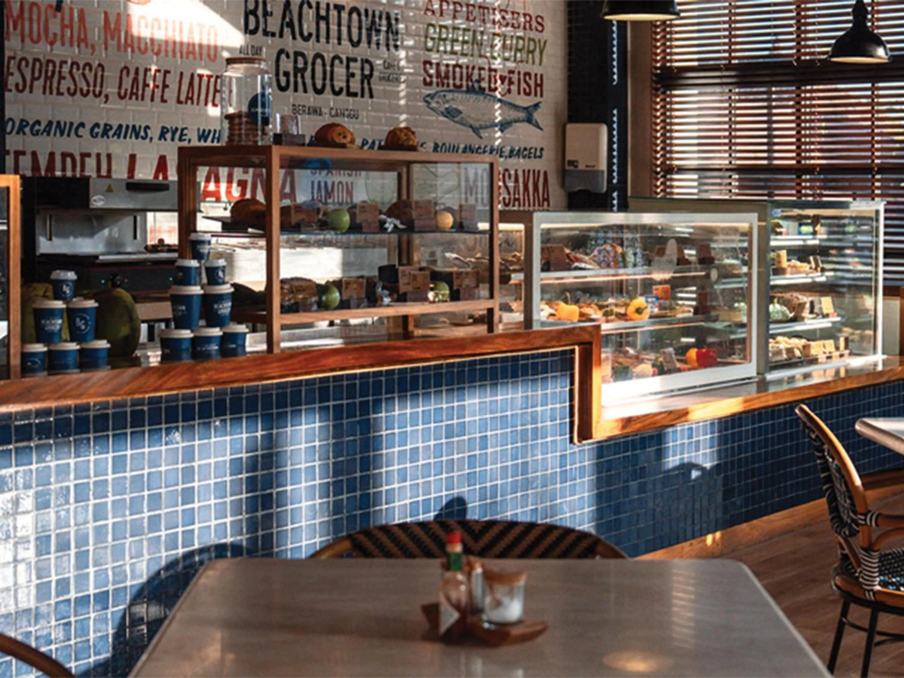 Restaurant/places to eat in Secana Beachtown Resort & Villas