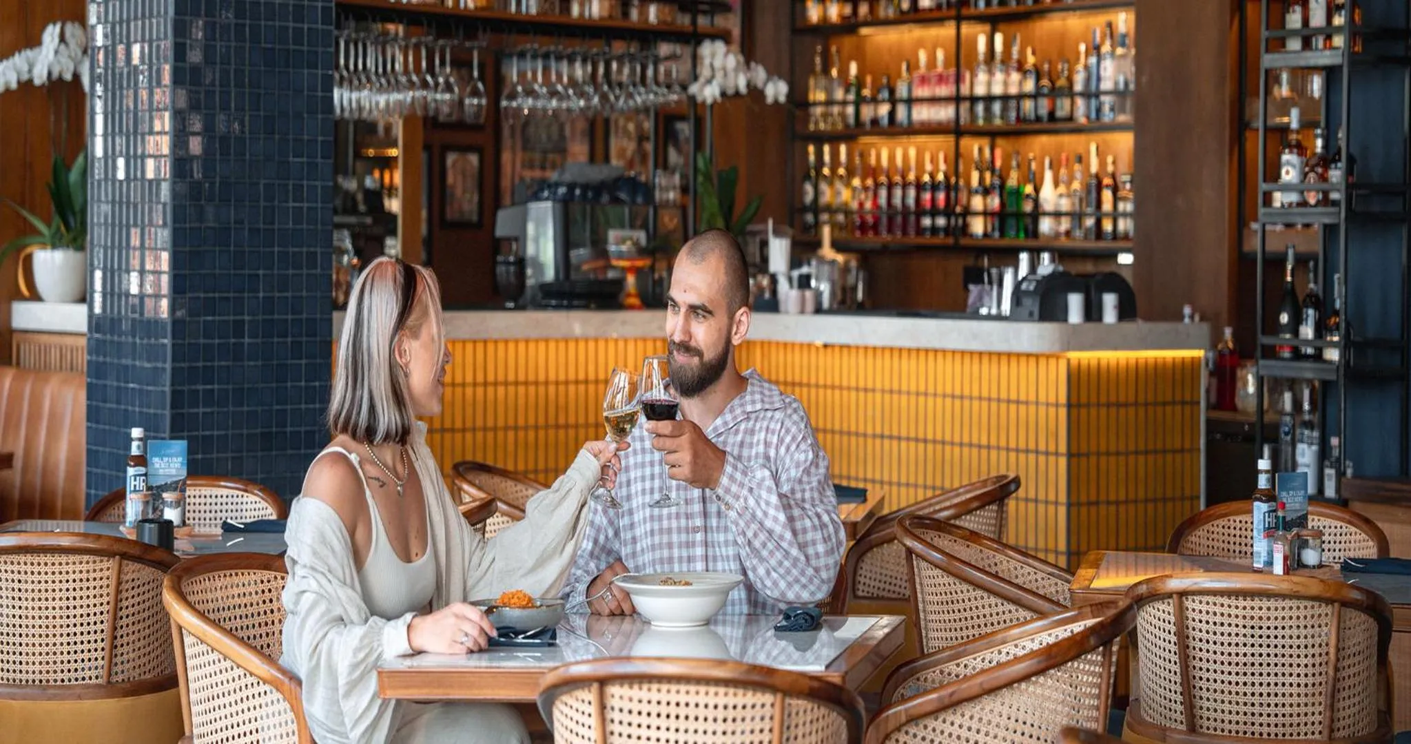 Restaurant/places to eat in Secana Beachtown Resort & Residences