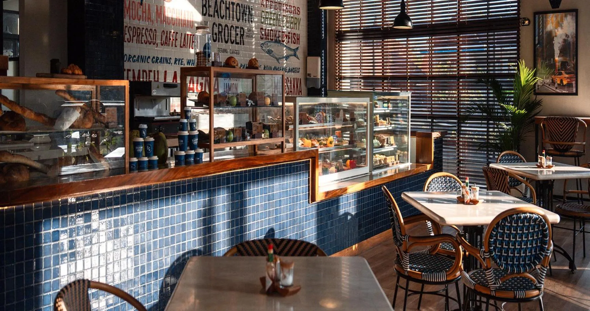 Restaurant/places to eat in Secana Beachtown Resort & Residences