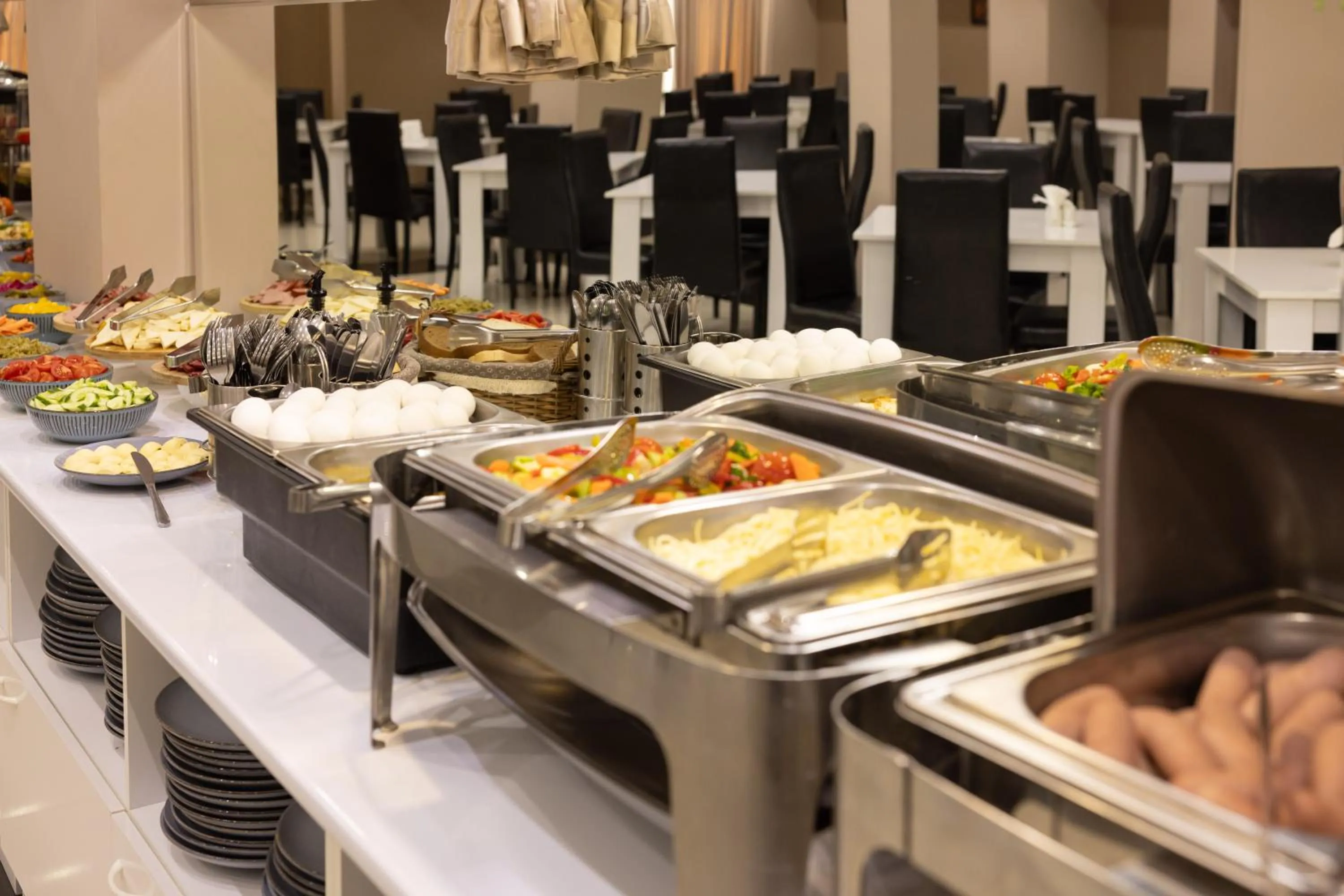 Buffet breakfast in Hotel Grand Palace