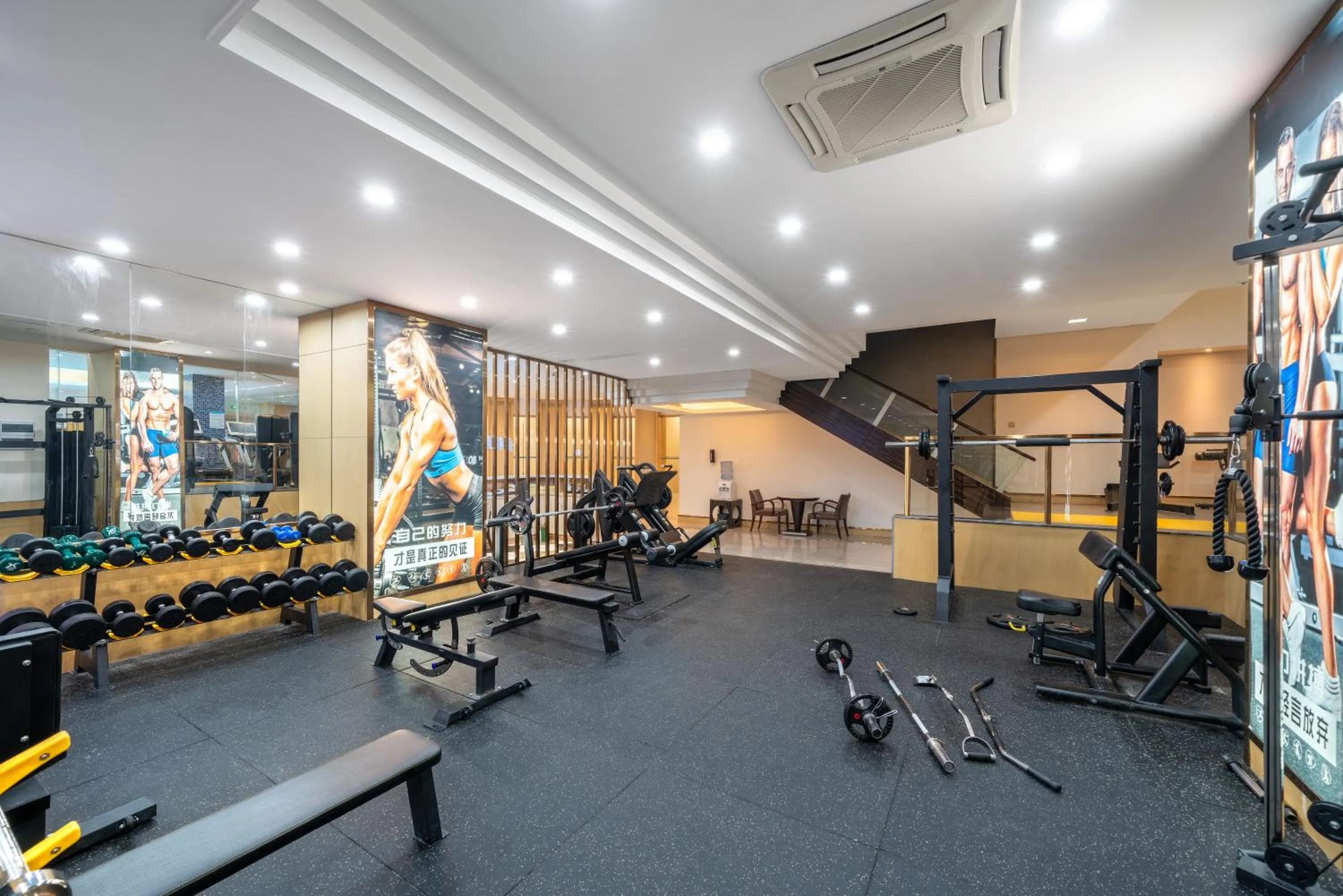 Fitness centre/facilities in Harriway Garden Hotel Houjie