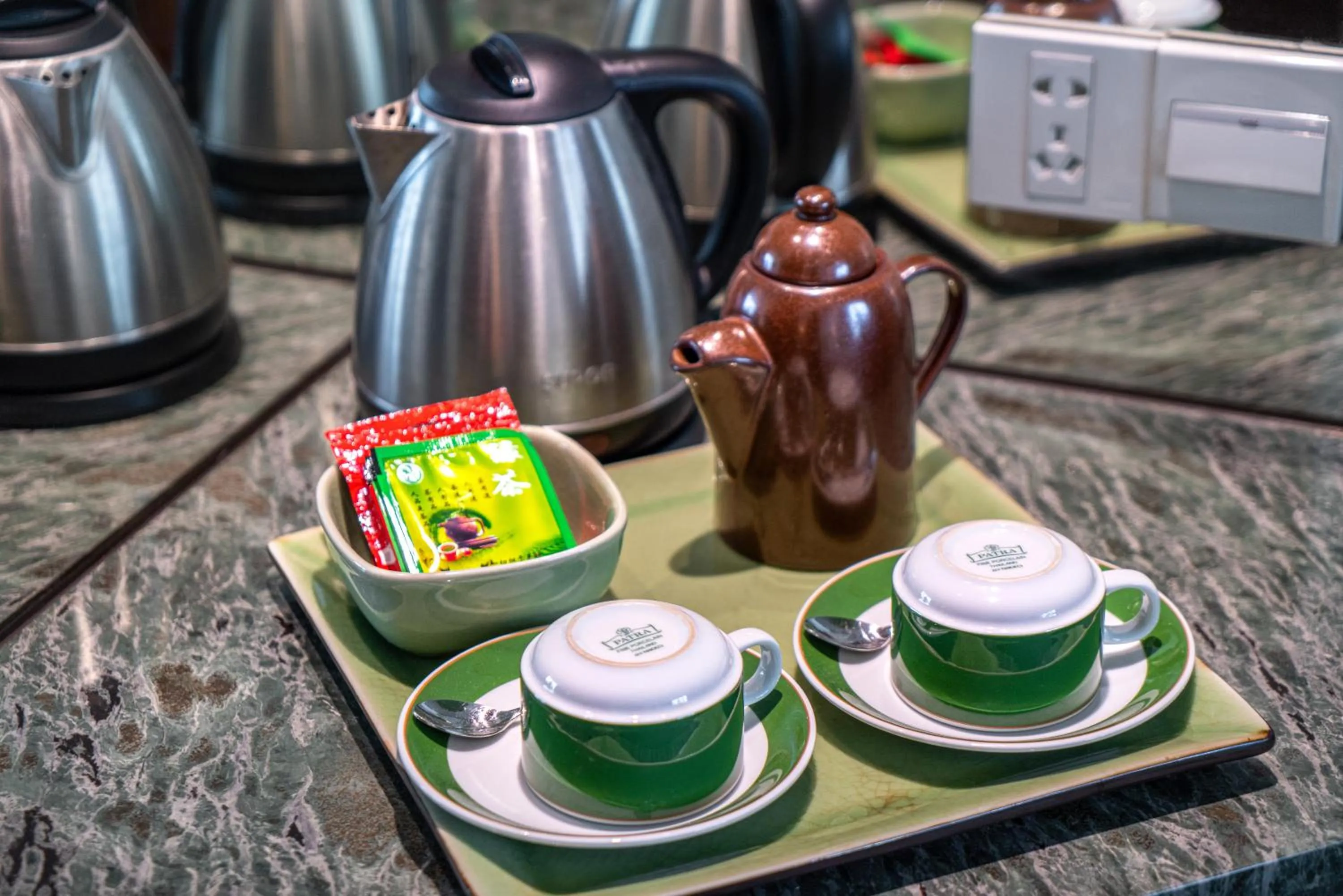 Coffee/tea facilities in Harriway Garden Hotel Houjie