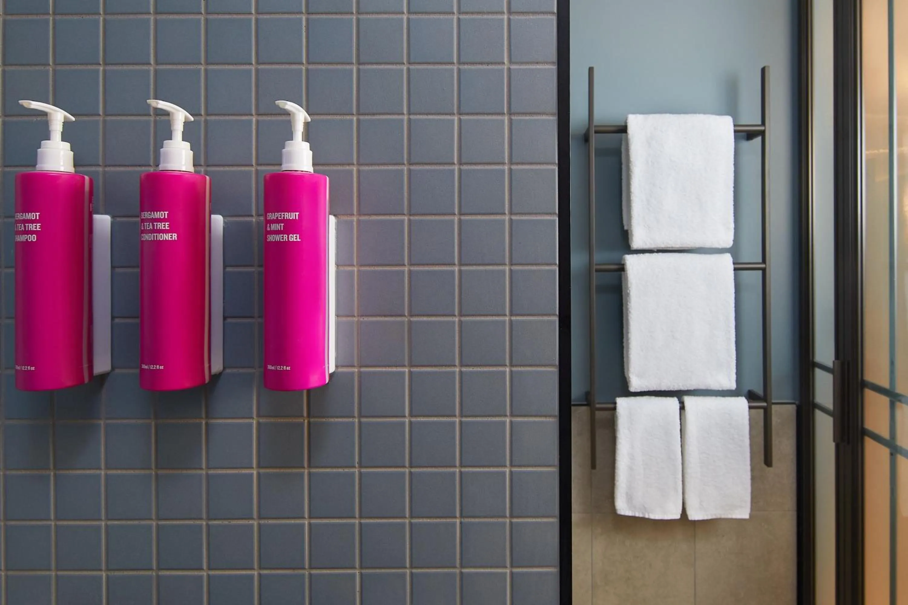 Bathroom in Moxy Sydney Airport