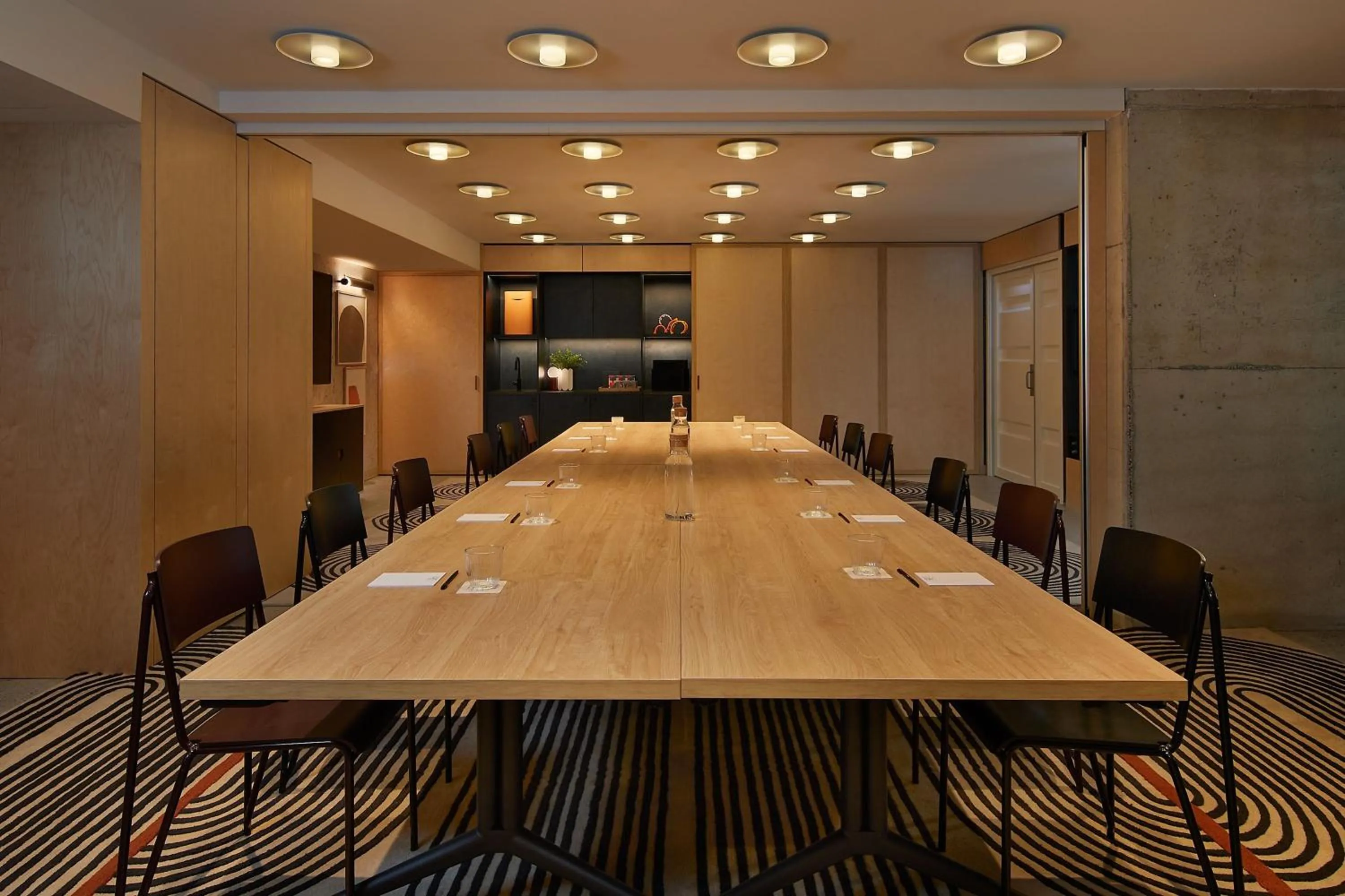 Meeting/conference room in Moxy Sydney Airport