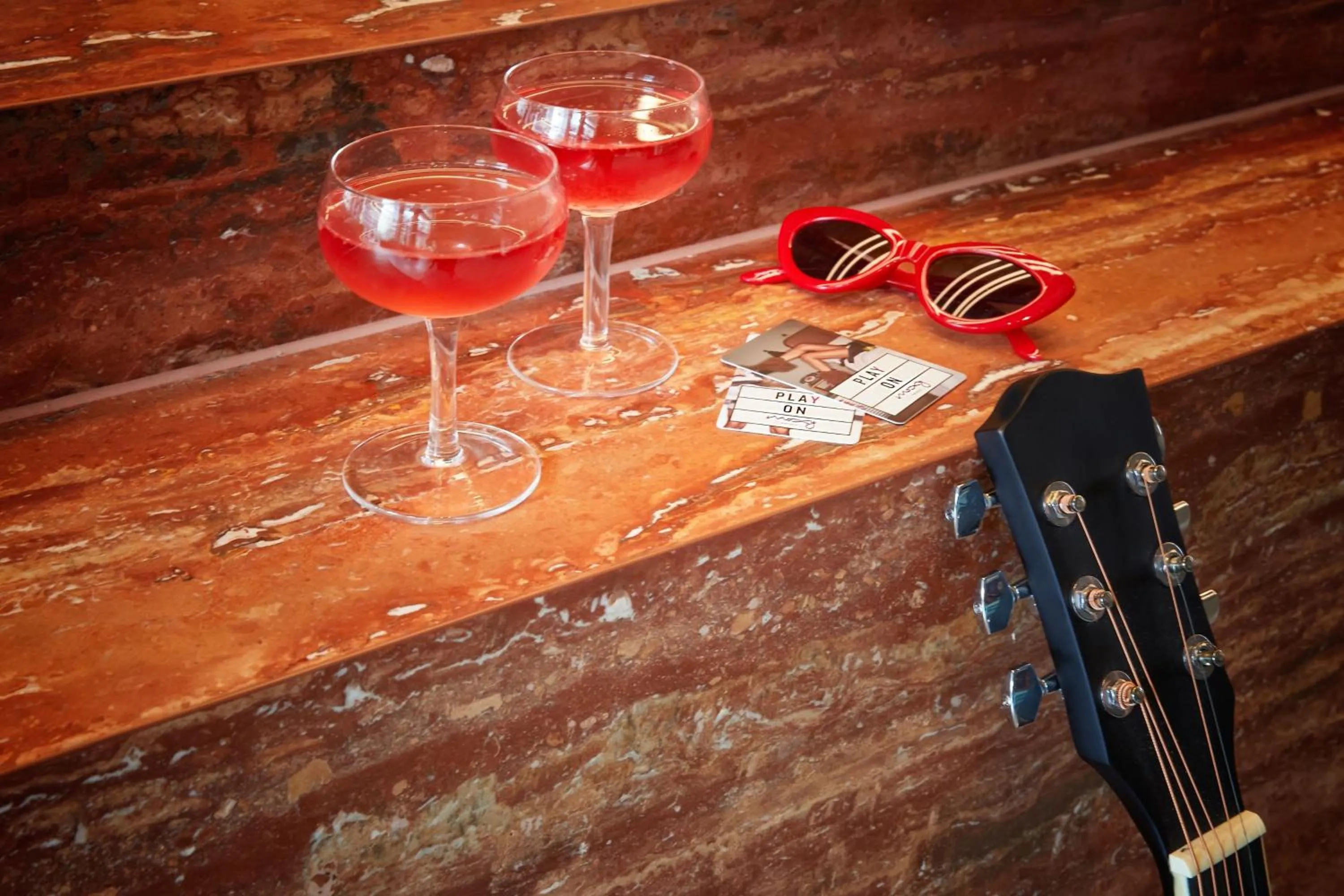 Lounge or bar in Moxy Sydney Airport