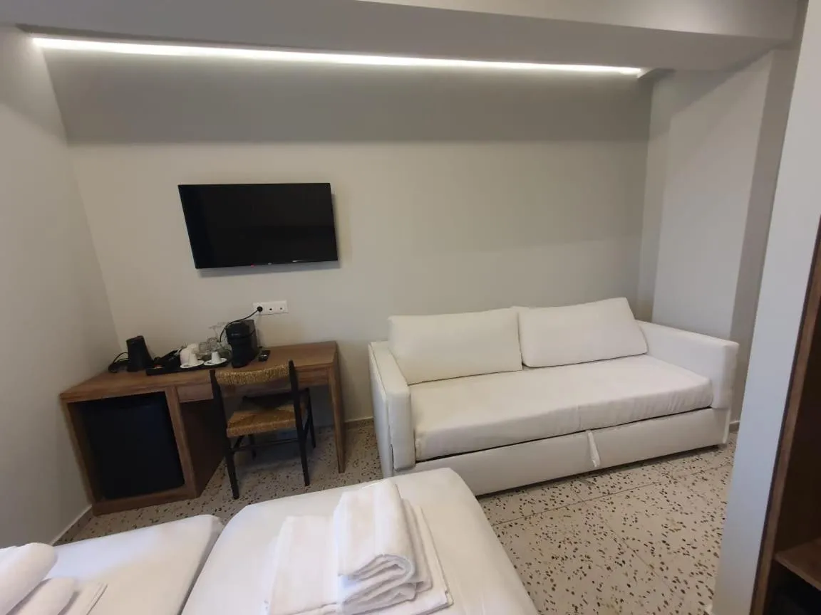 Photo of the whole room, Bed in Uphill Unique Boutique Suites