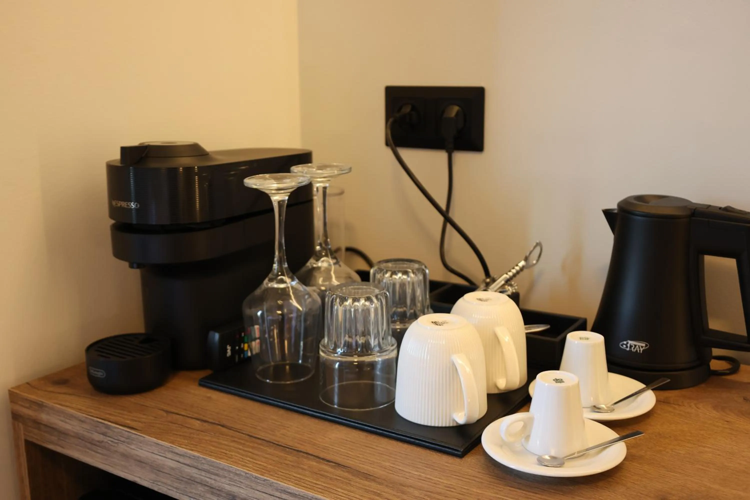 Coffee/tea facilities in Uphill Unique Boutique Suites