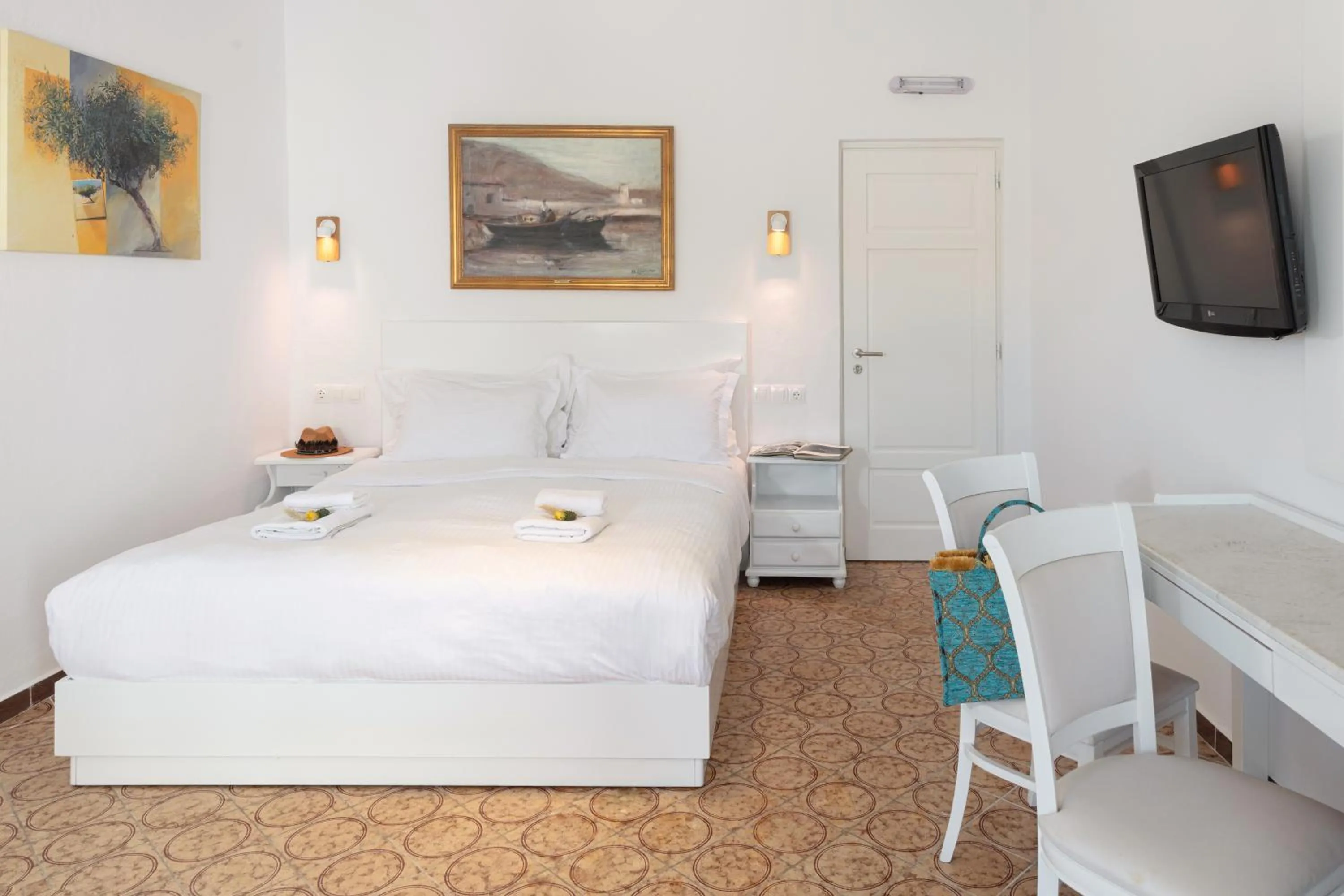 Photo of the whole room, Bed in CORFOSTAR ROOMS