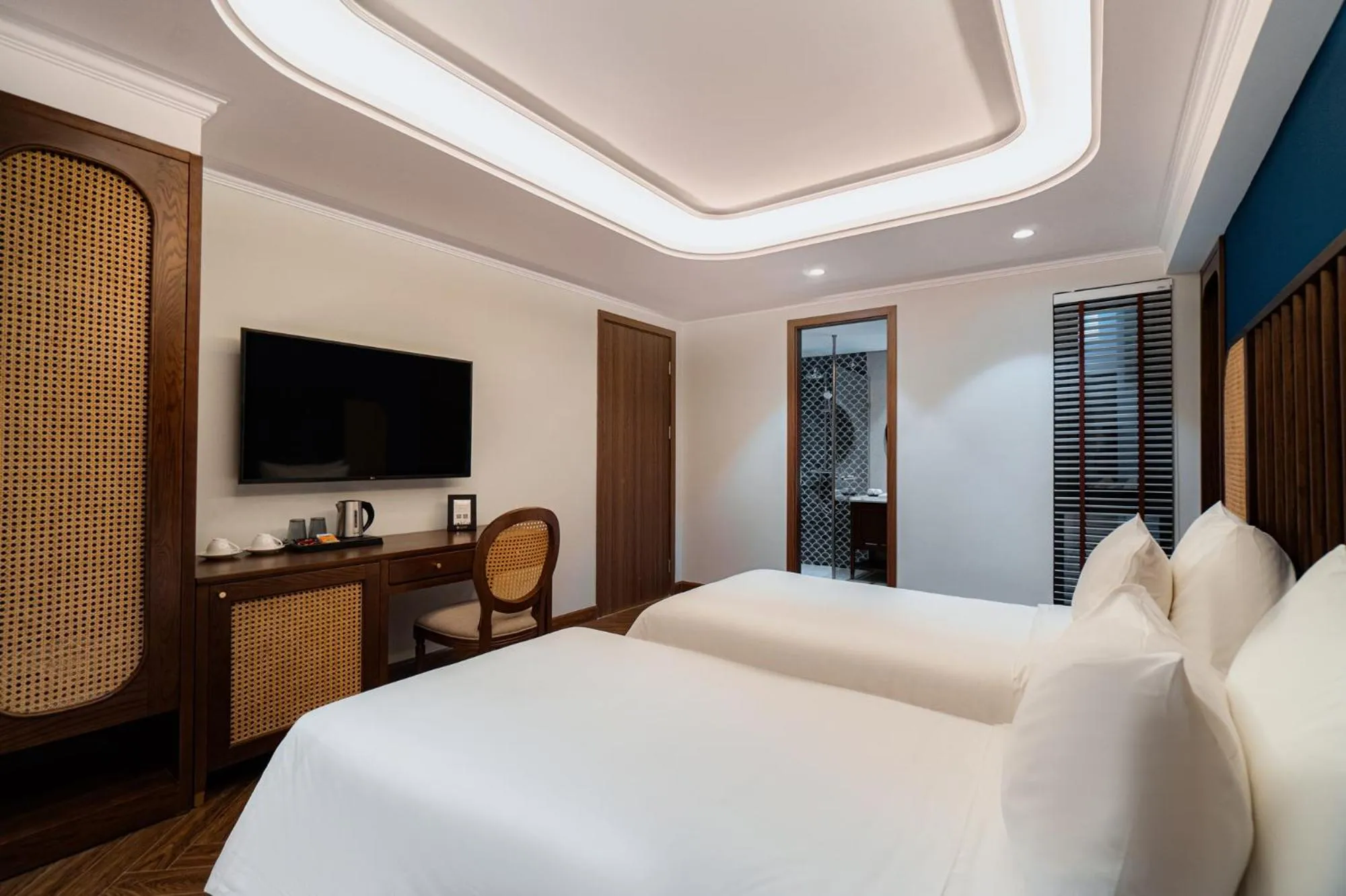 Bed in La Siesta Classic Hang Thung