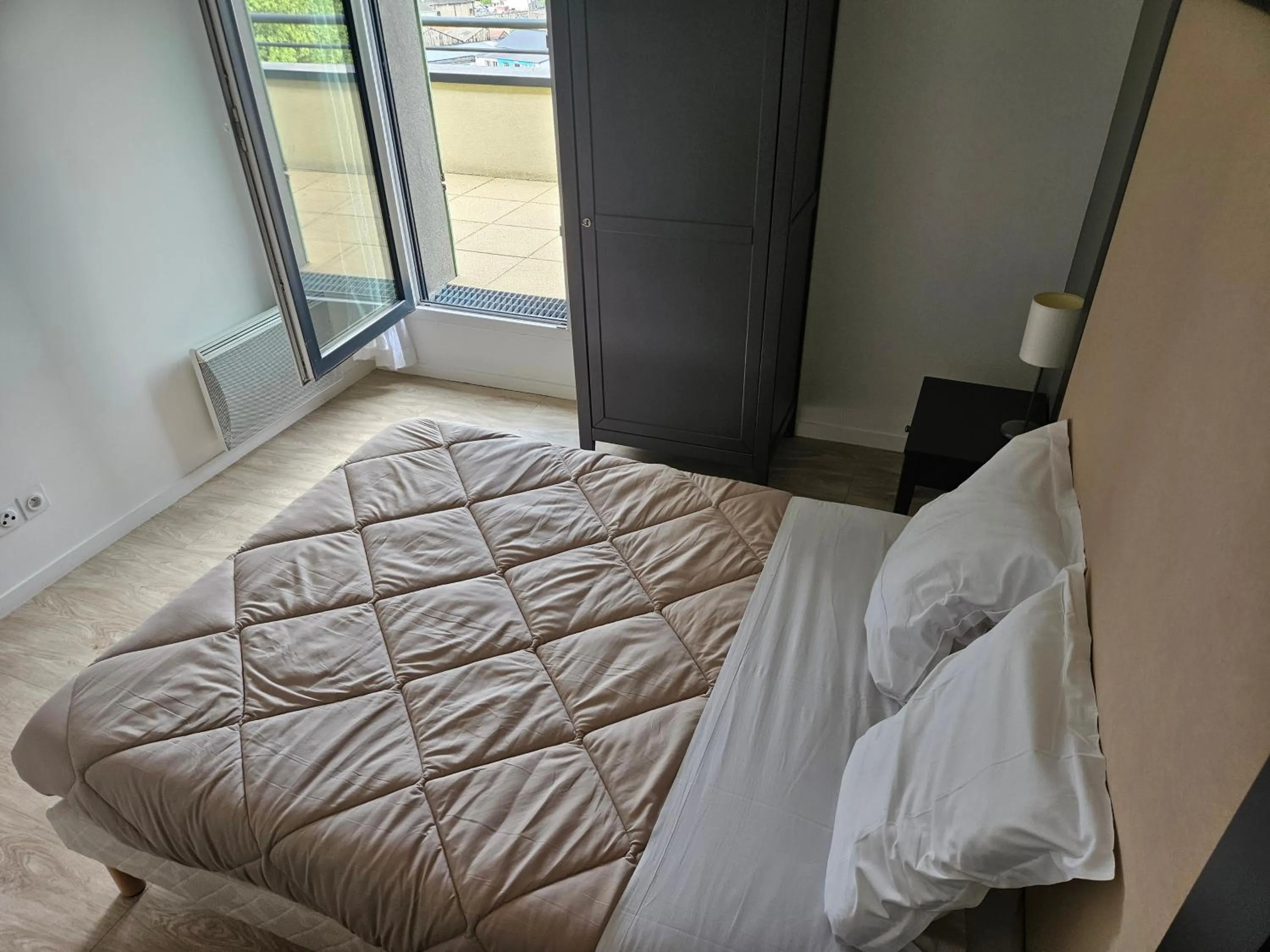 Bed in Terres de France - Appart Hôtel Rouen Flaubert