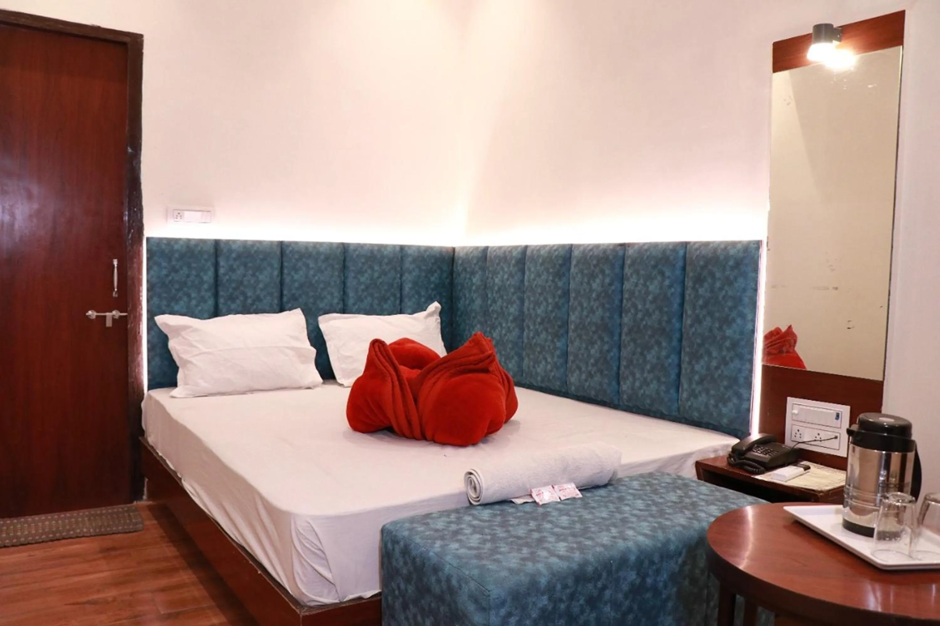 Bed in Hotel Amrit Near Old Delhi Railway Station