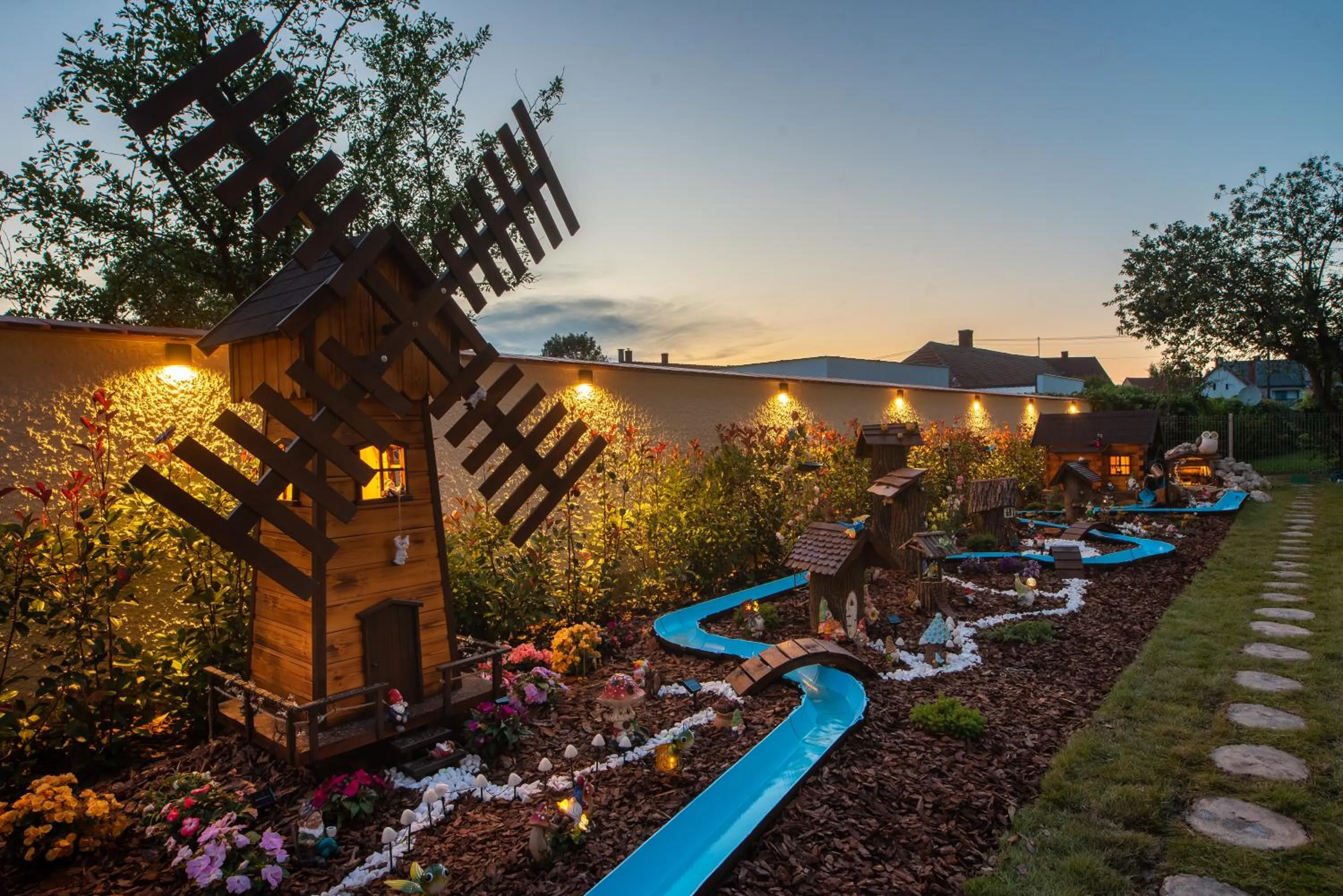 Garden in Holdvirág Hotel