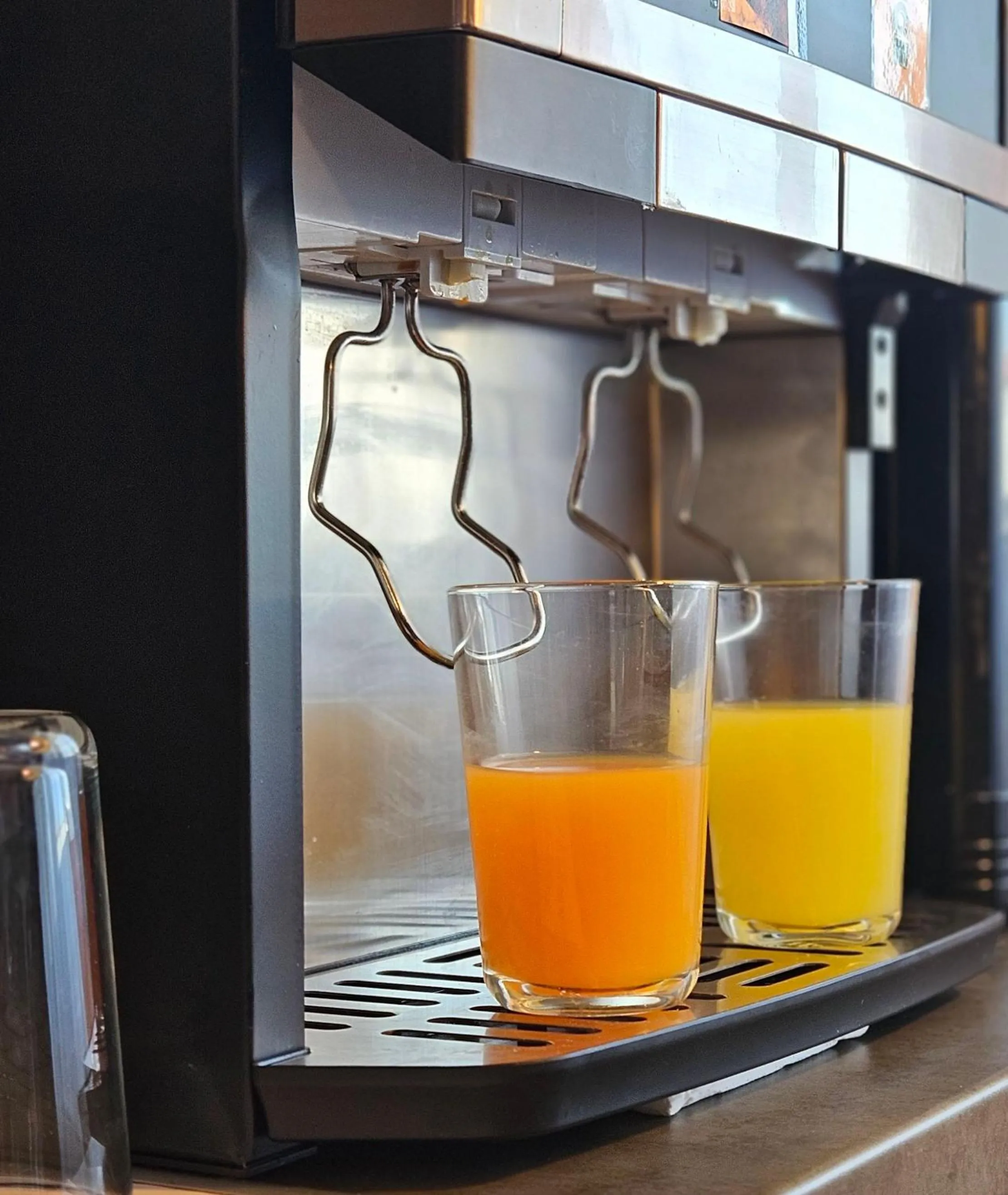 Breakfast in Holdvirág Hotel