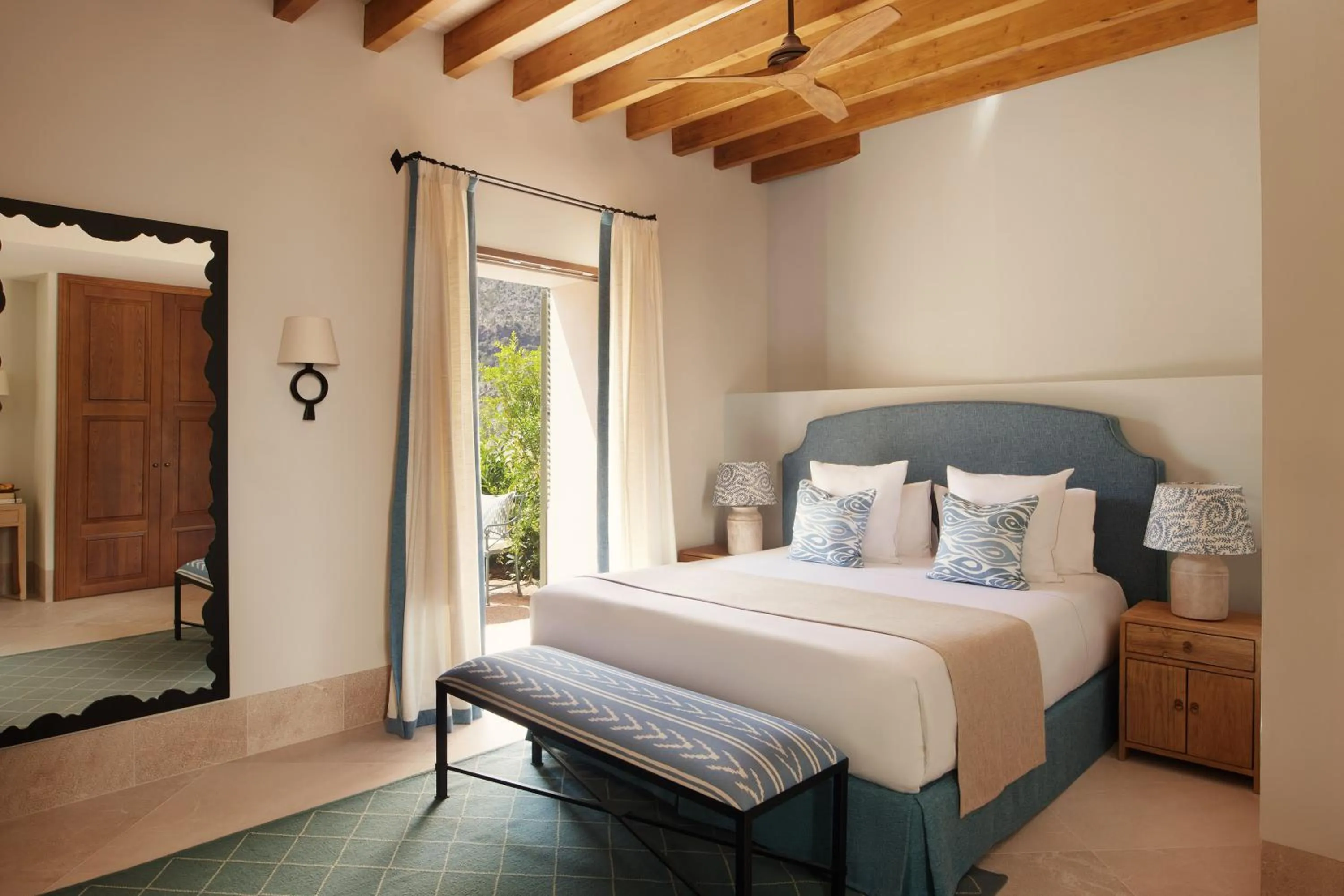 Balcony/Terrace, Bed in Son Bunyola Resort and Villas