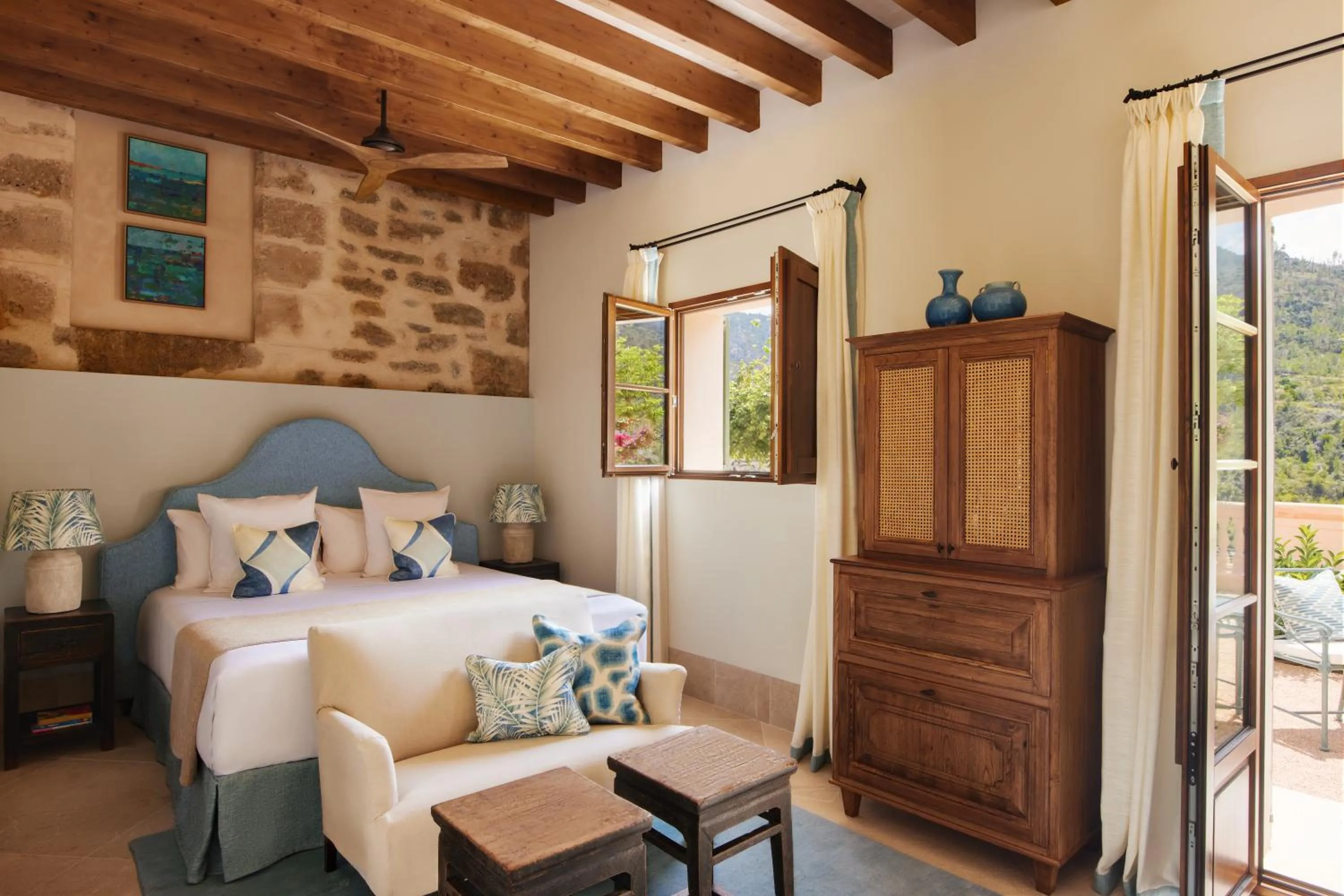 Balcony/Terrace, Bed in Son Bunyola Resort and Villas