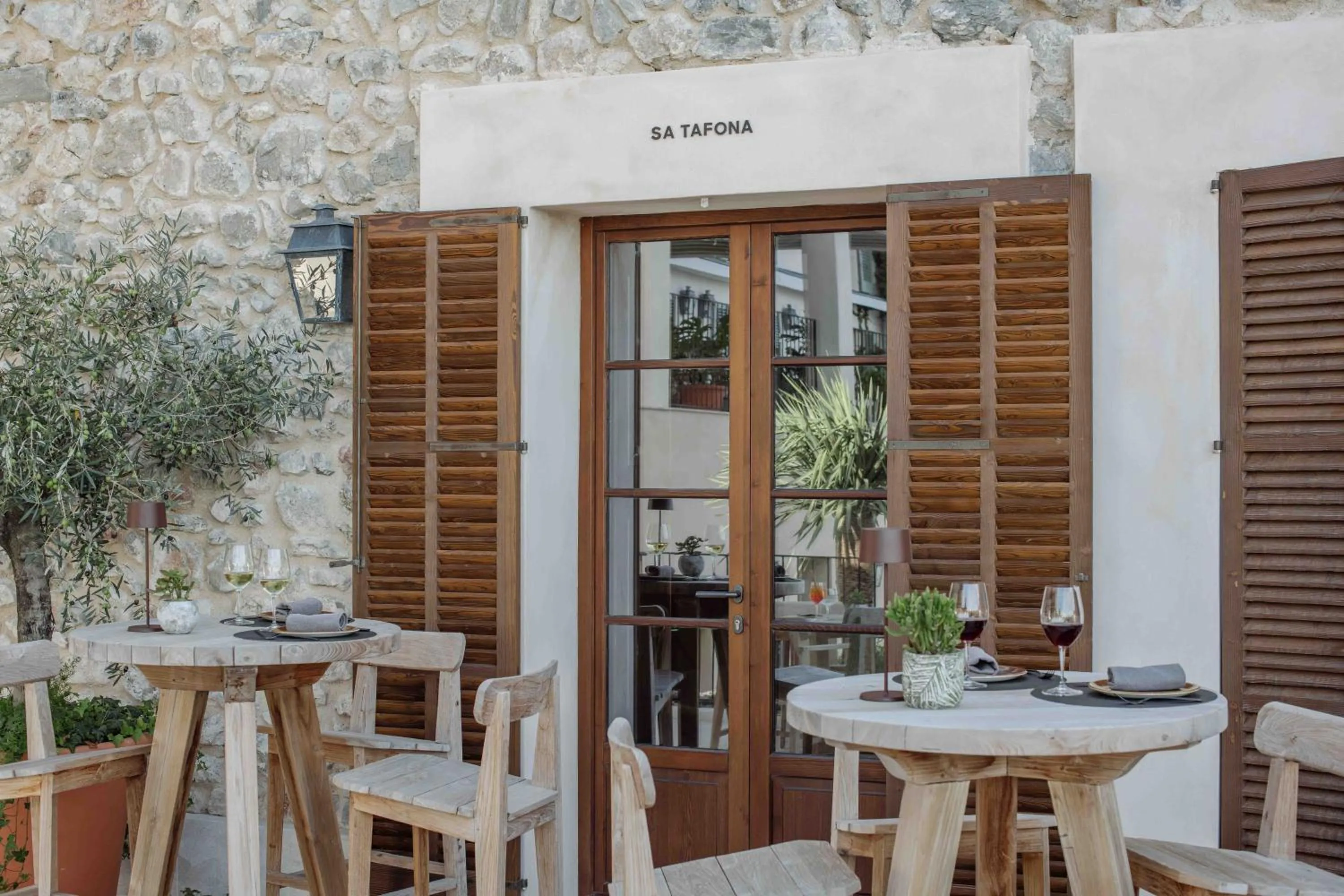 Restaurant/places to eat in Son Bunyola Resort and Villas