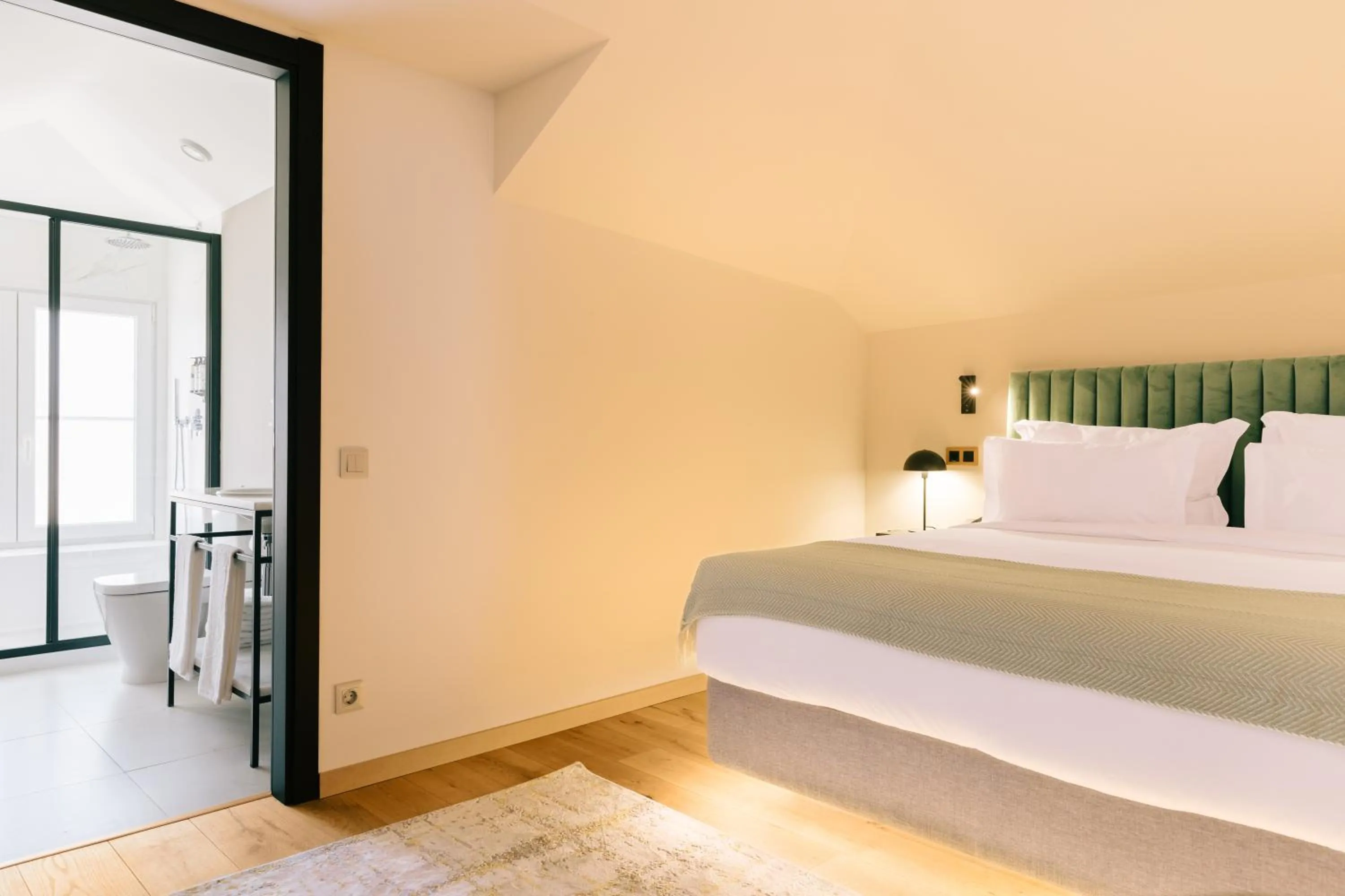 Photo of the whole room, Bed in Pestana Rua Augusta Lisboa